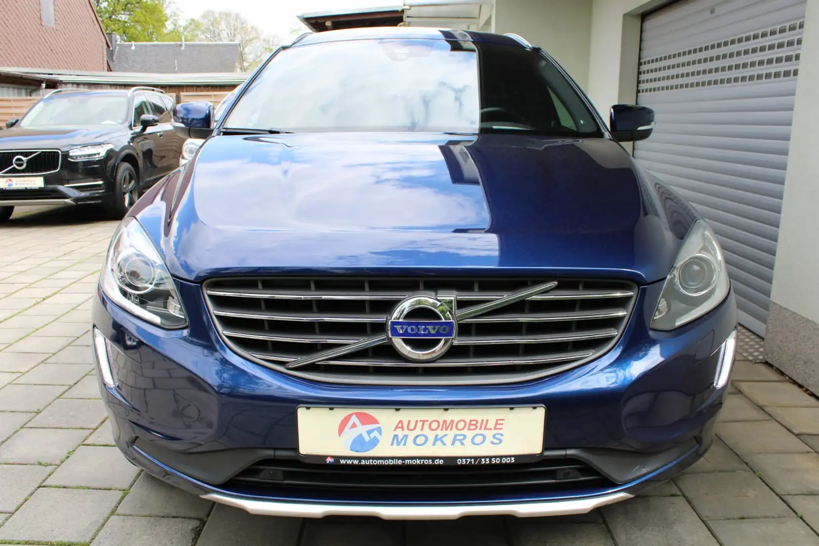 Volvo XC60 D3 Geartronic Ocean Race Leder BiXenon Navigation Blau - 2