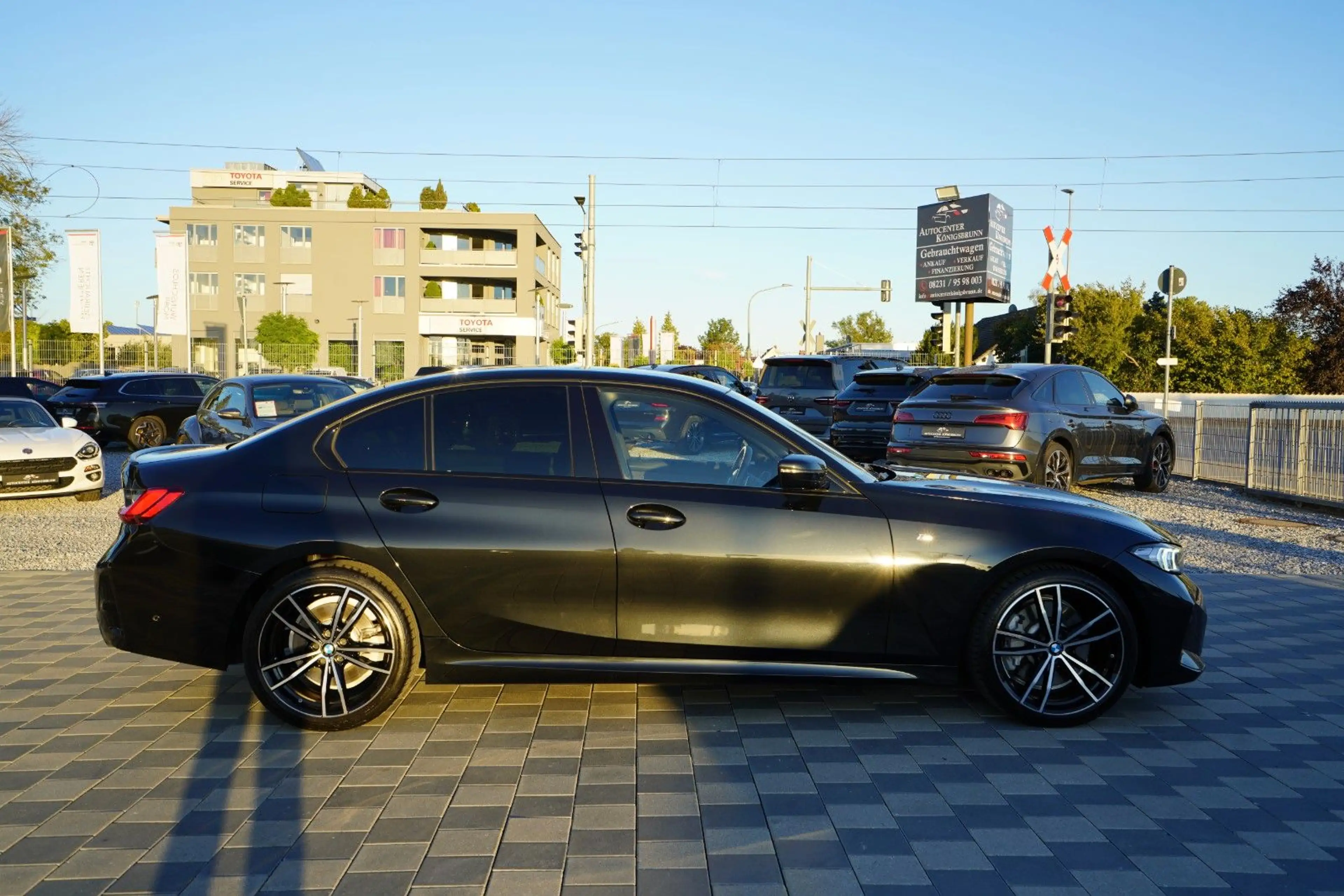 BMW 330 d*M Sport*1.Hand*Kamera*H&K*Memory*HUD*ACC — photo 4