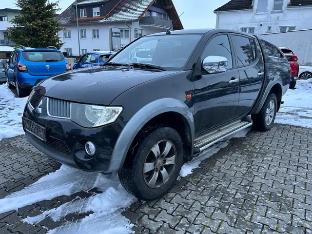 Mitsubishi L200 Intense Doppelkabine 4WD