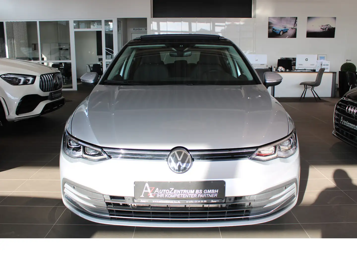 Volkswagen Golf 1.5 eTSI IQ Drive* LED*VIRT*PANO*CAM*DSG* Silber - 2