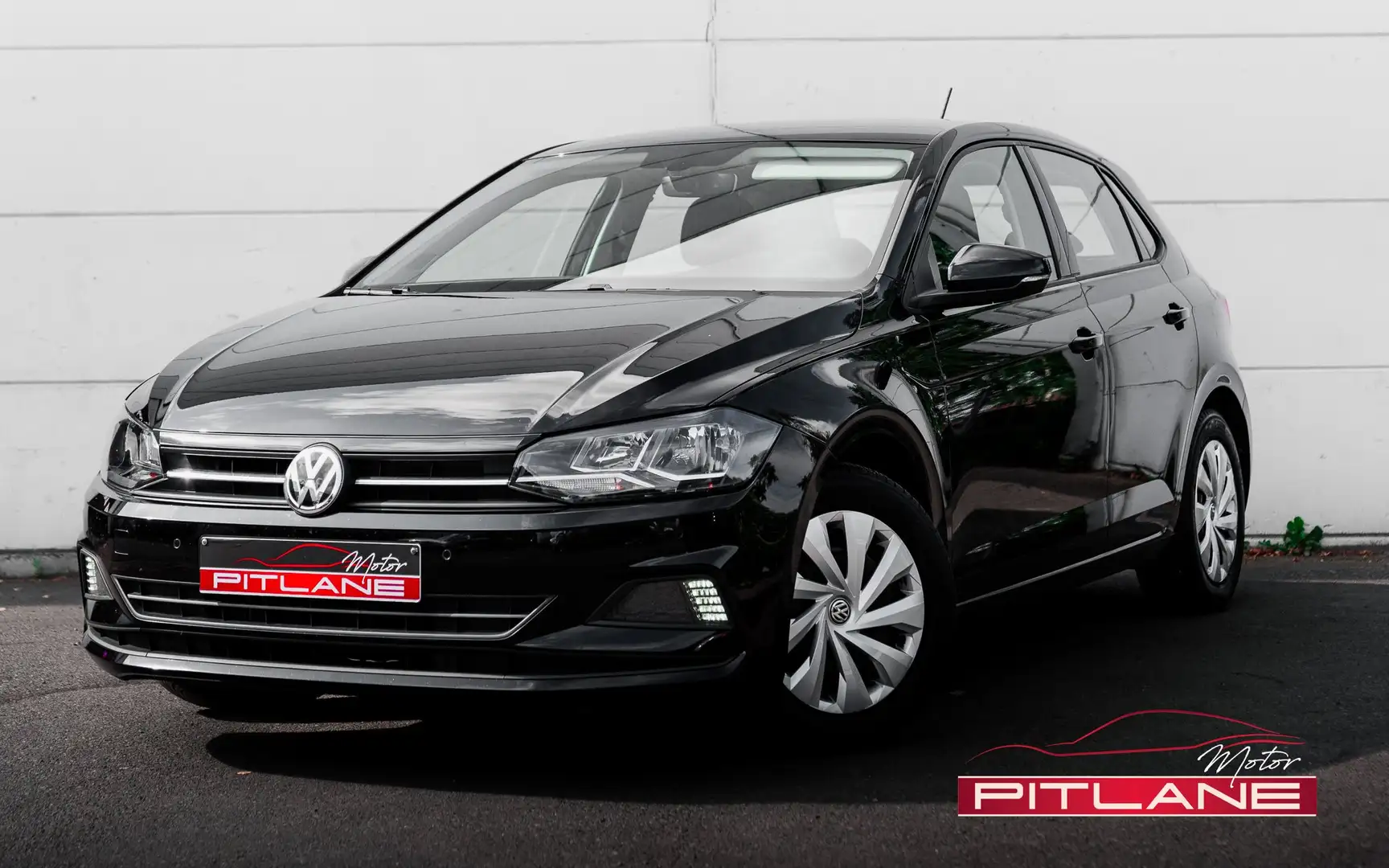 Volkswagen Polo 1.6 TDi Carplay / Navi  / Tel / Cruise/ Clim / PDC Zwart - 1