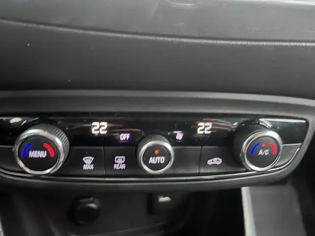 Opel Crossland view 12