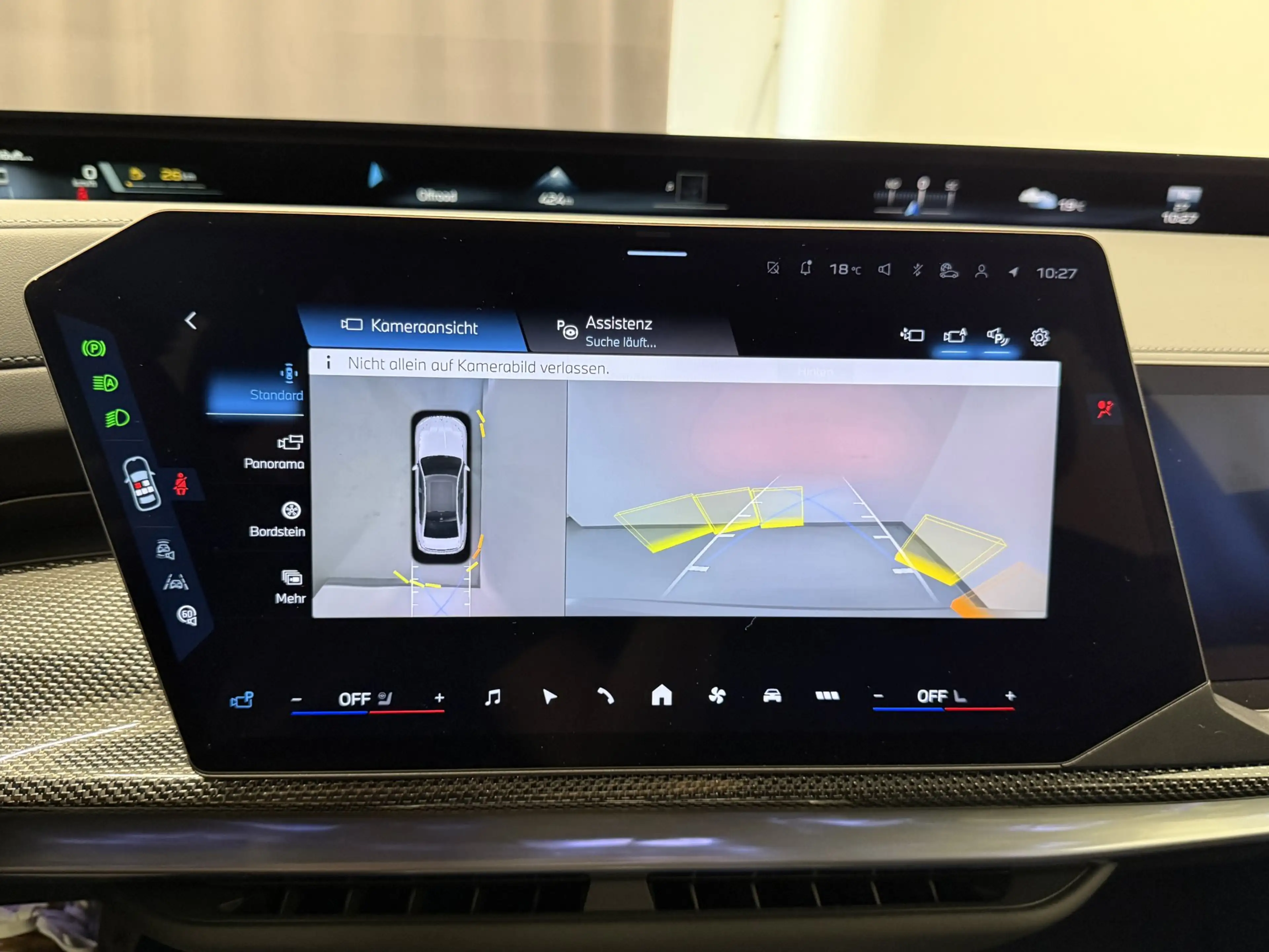 BMW 740 xDrive — photo 9