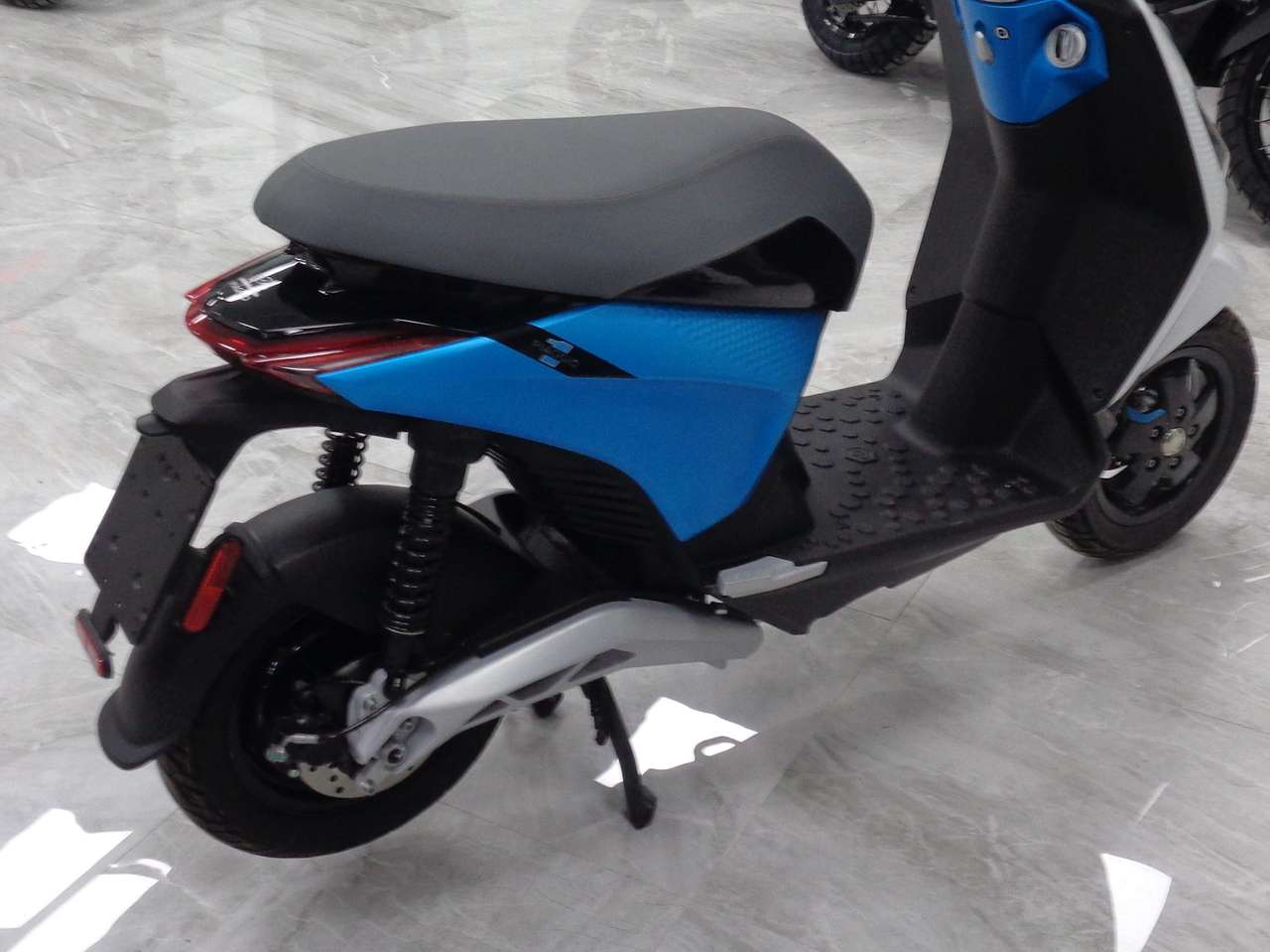 Piaggio Piaggio 1 ACT.-listino 3700 con 700 euro di vantaggi piaggio