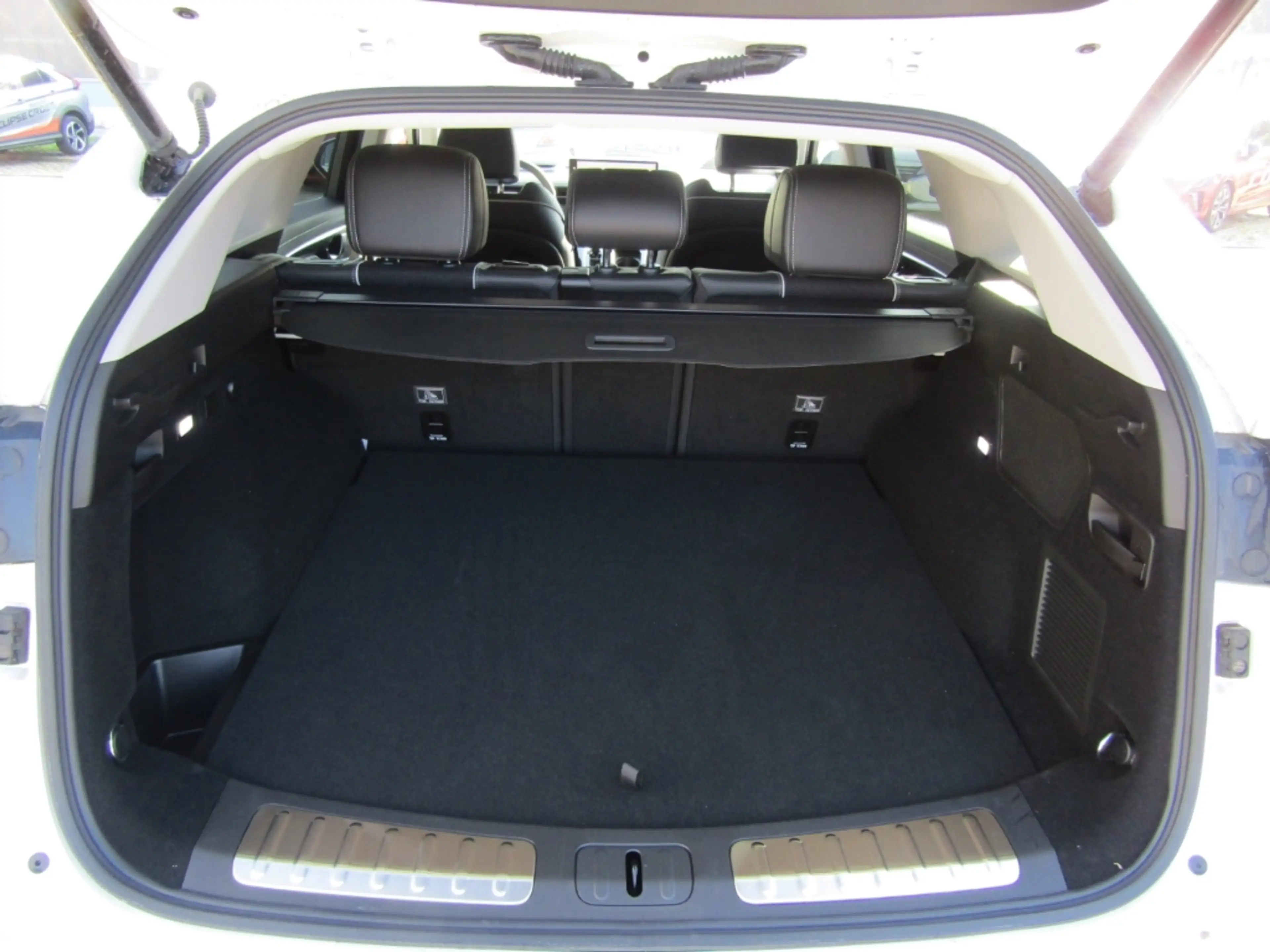 GWM WEY 05 2.0 PHEV AWD Premium NAVI AVV LED SHZ RFK PDC — photo 7