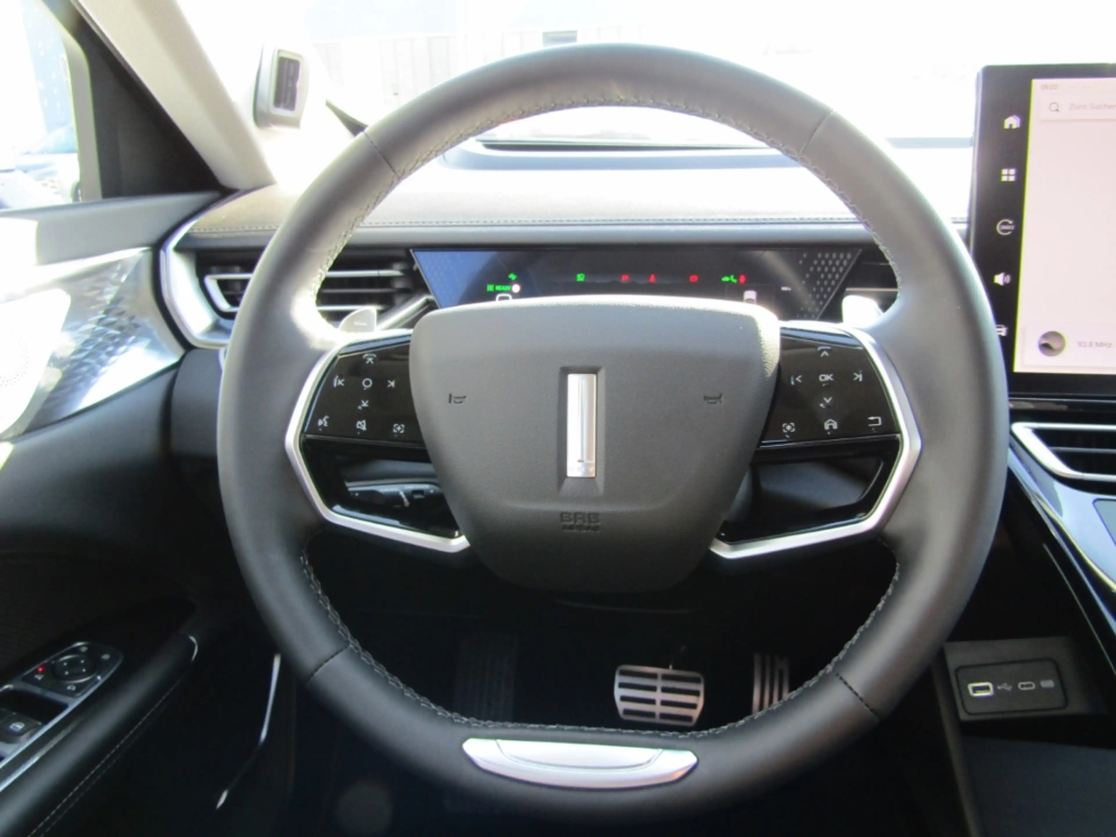 GWM WEY 05 2.0 PHEV AWD Premium NAVI AVV LED SHZ RFK PDC — photo 11