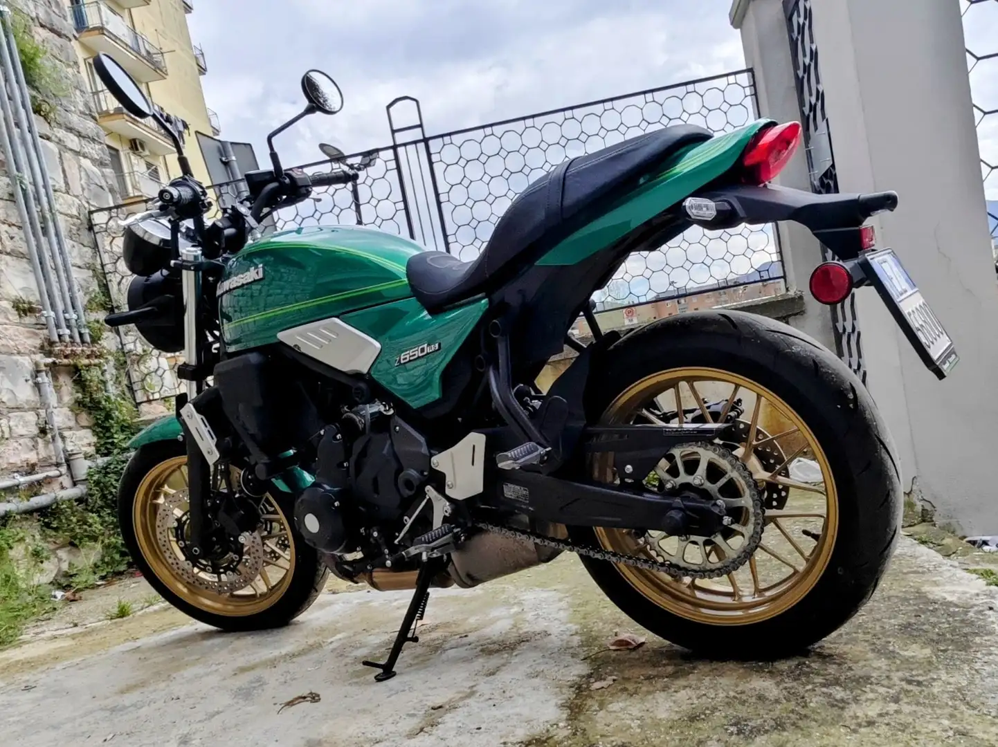 Kawasaki Z 650 RS Retrovolution Verde Oro Zöld - 1
