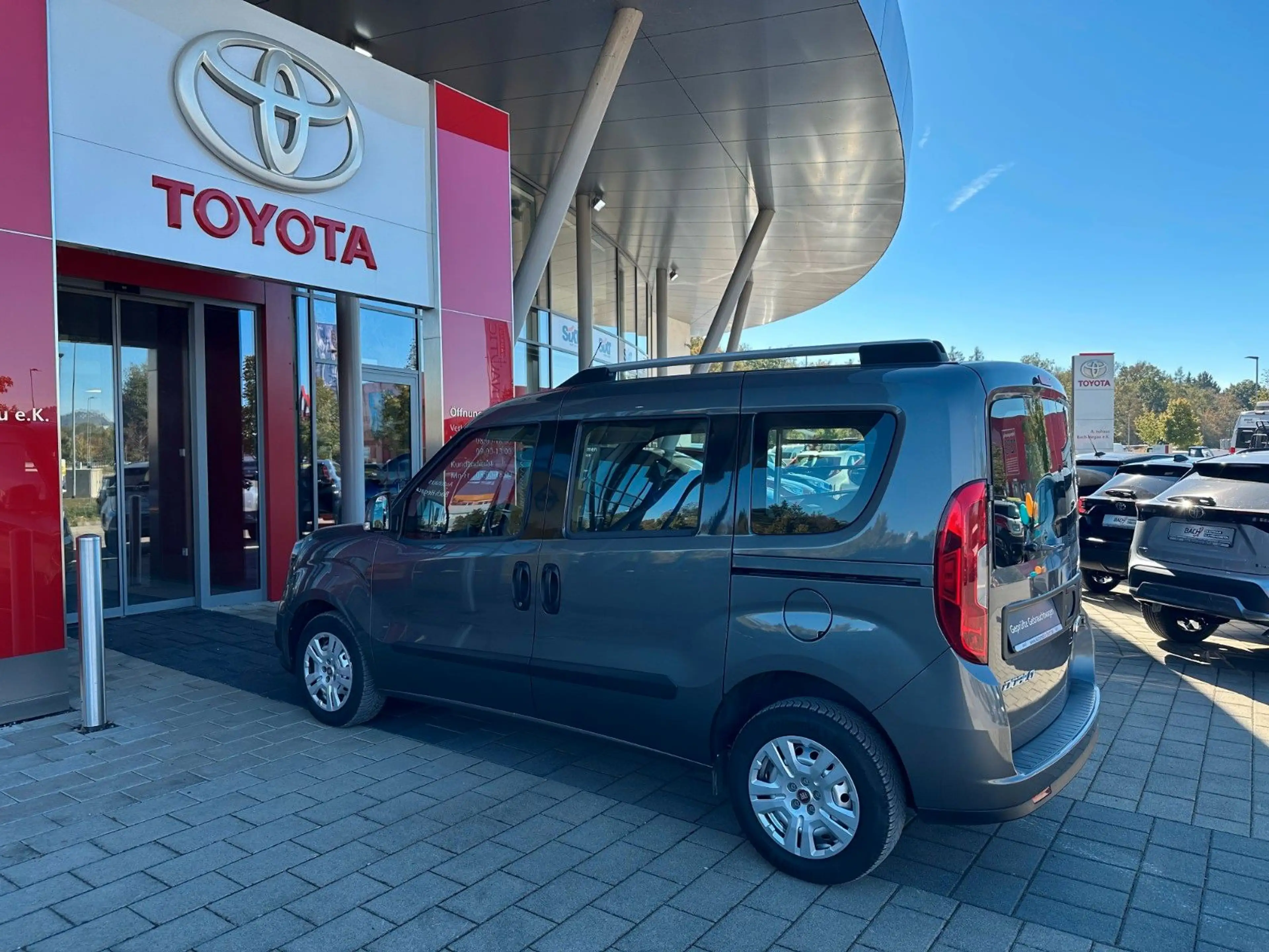 Fiat Doblo Doblò SX Kombi, NAVI, APPLE, ALLWETTER — photo 6