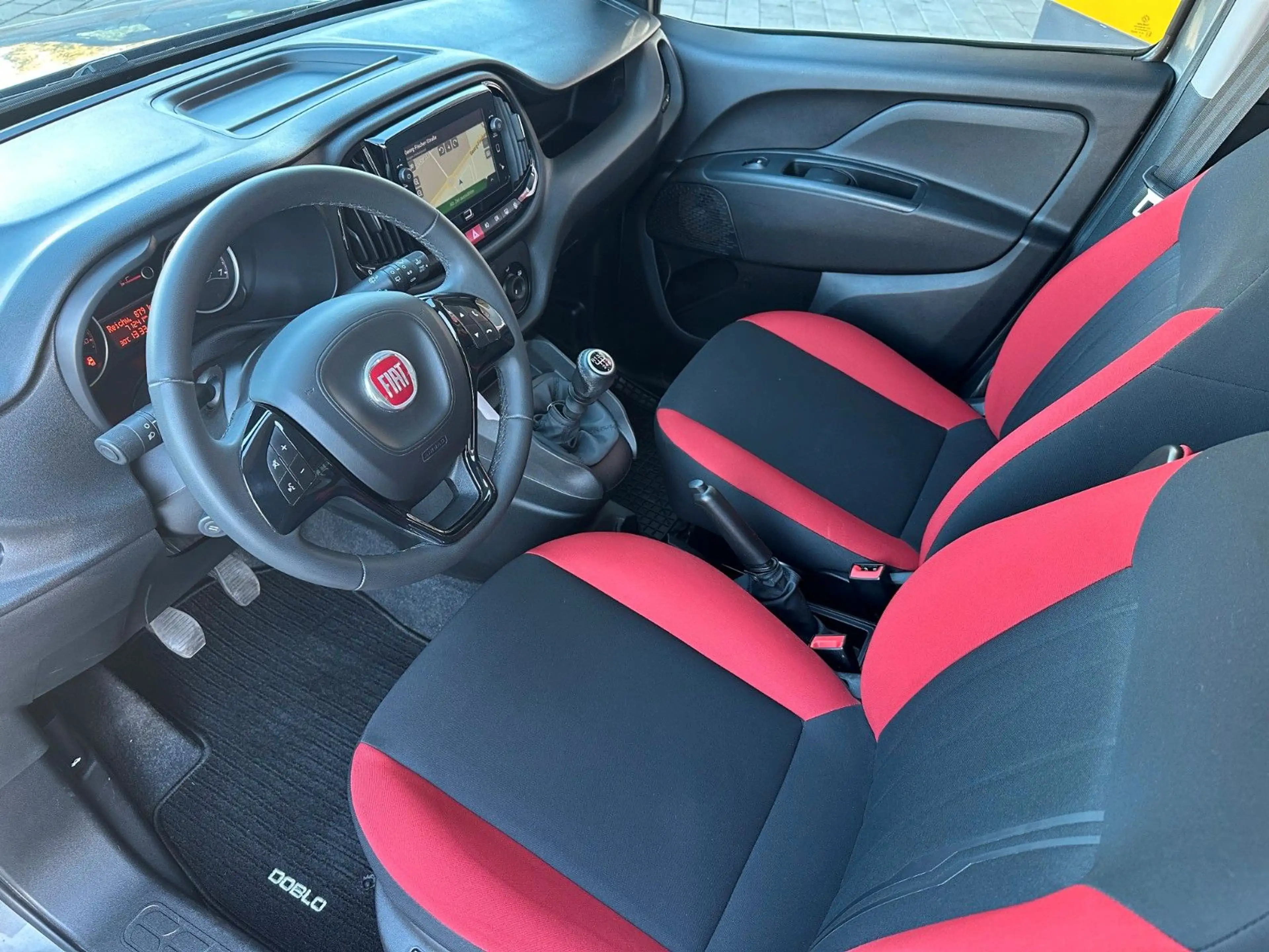 Fiat Doblo Doblò SX Kombi, NAVI, APPLE, ALLWETTER — photo 8