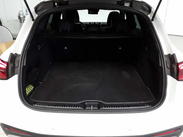 Mercedes-Benz GLC view 15