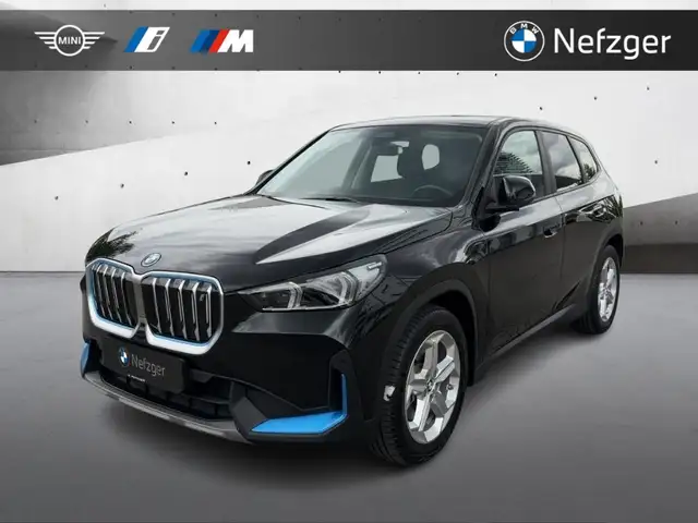 BMW iX1 xDrive30 LED RFK PDC Adap. M FAHRWERK