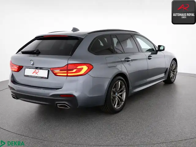 BMW 5 Series view 5