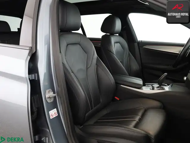 BMW 5 Series view 12