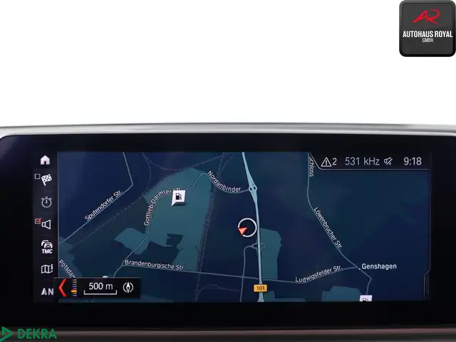 BMW 5 Series view 14