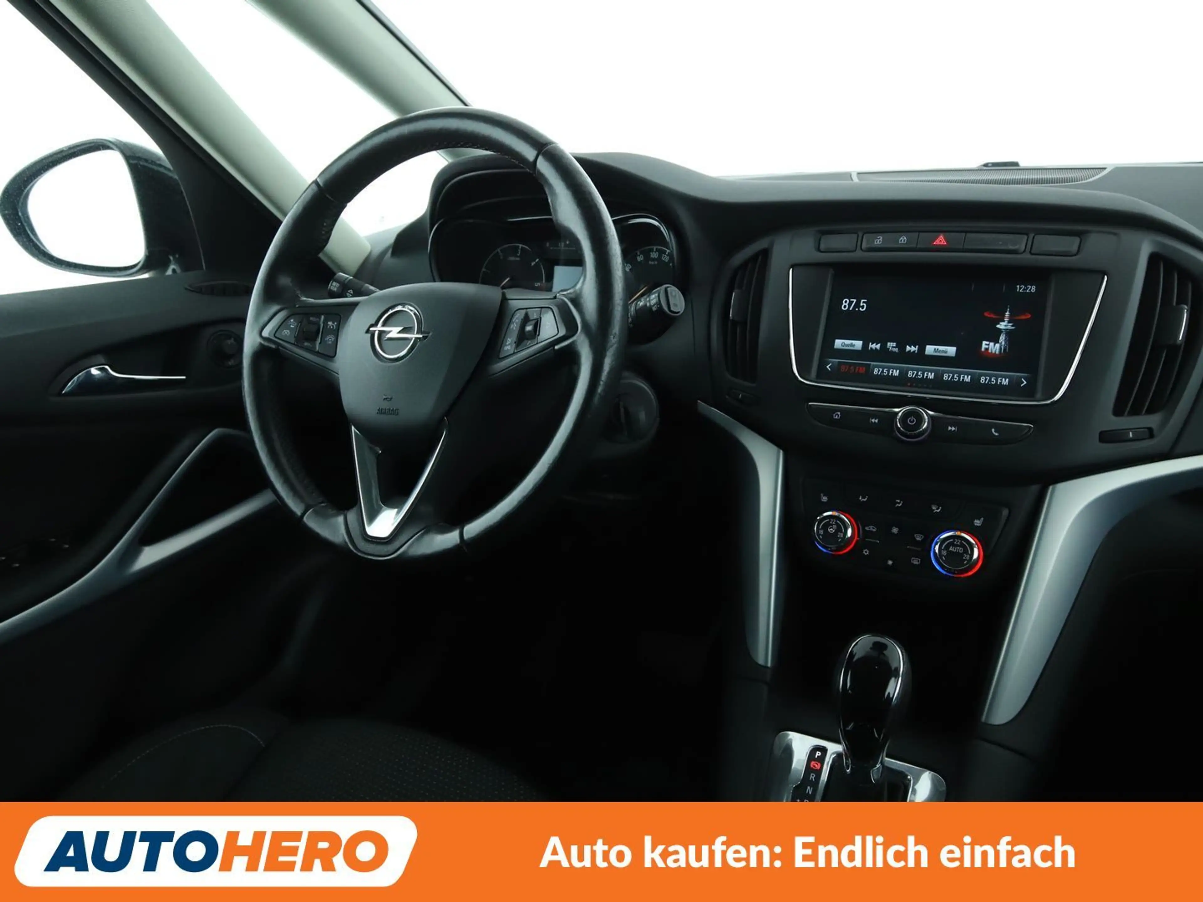 Opel Zafira Tourer 2.0 CDTI Innovation Aut*NAVI*LED*ACC*CAM*PDC*AHK* — photo 13
