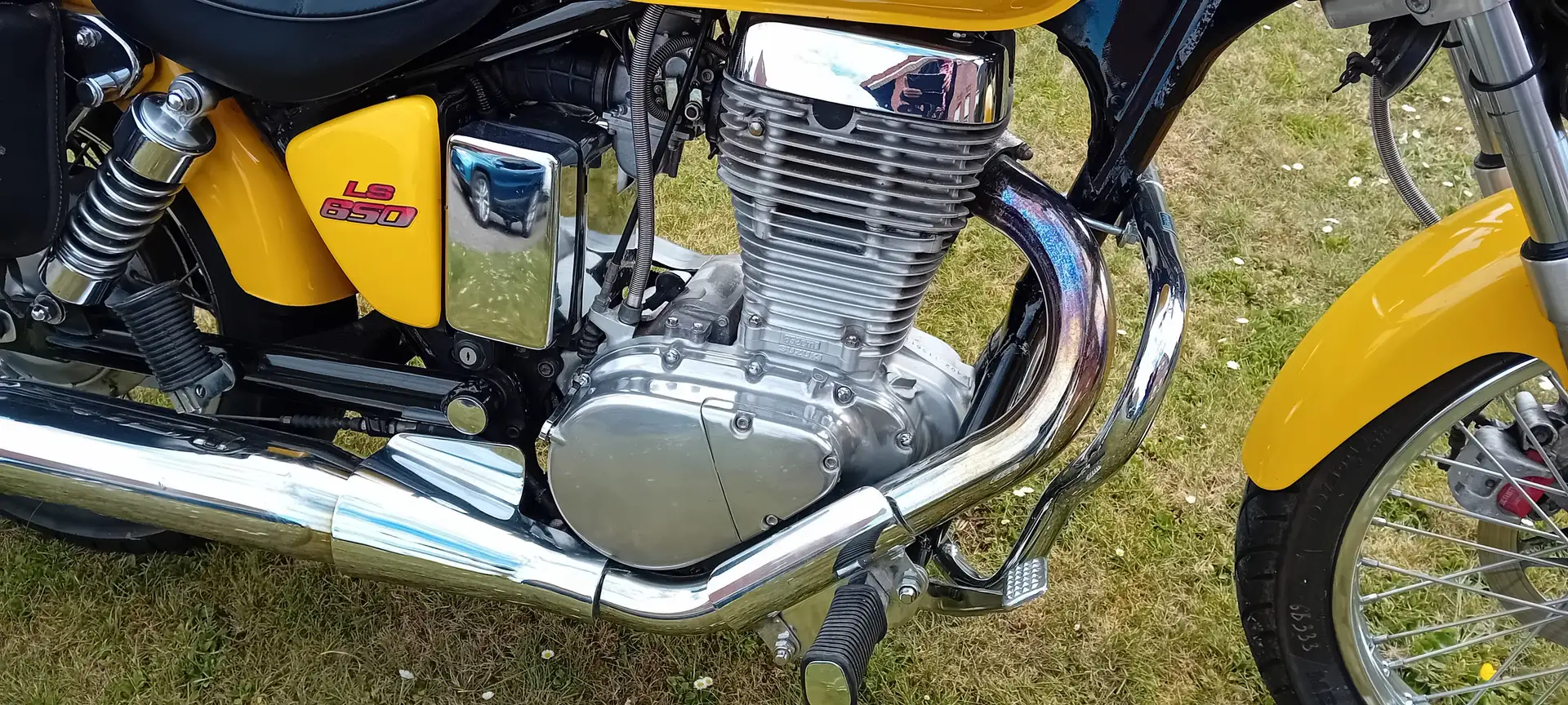 Suzuki LS 650 Amarillo - 2