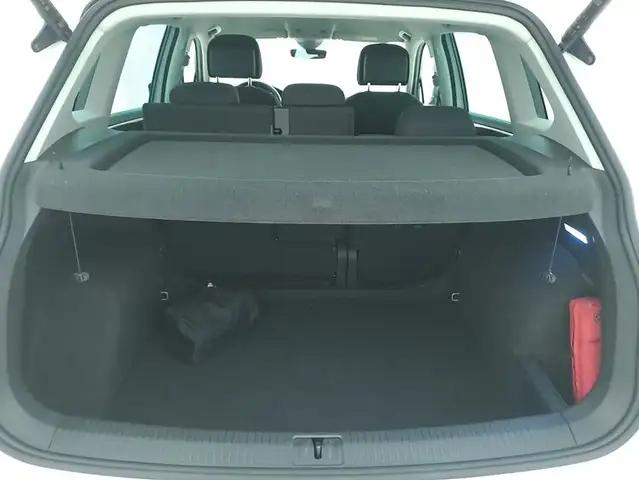 Volkswagen Tiguan view 14