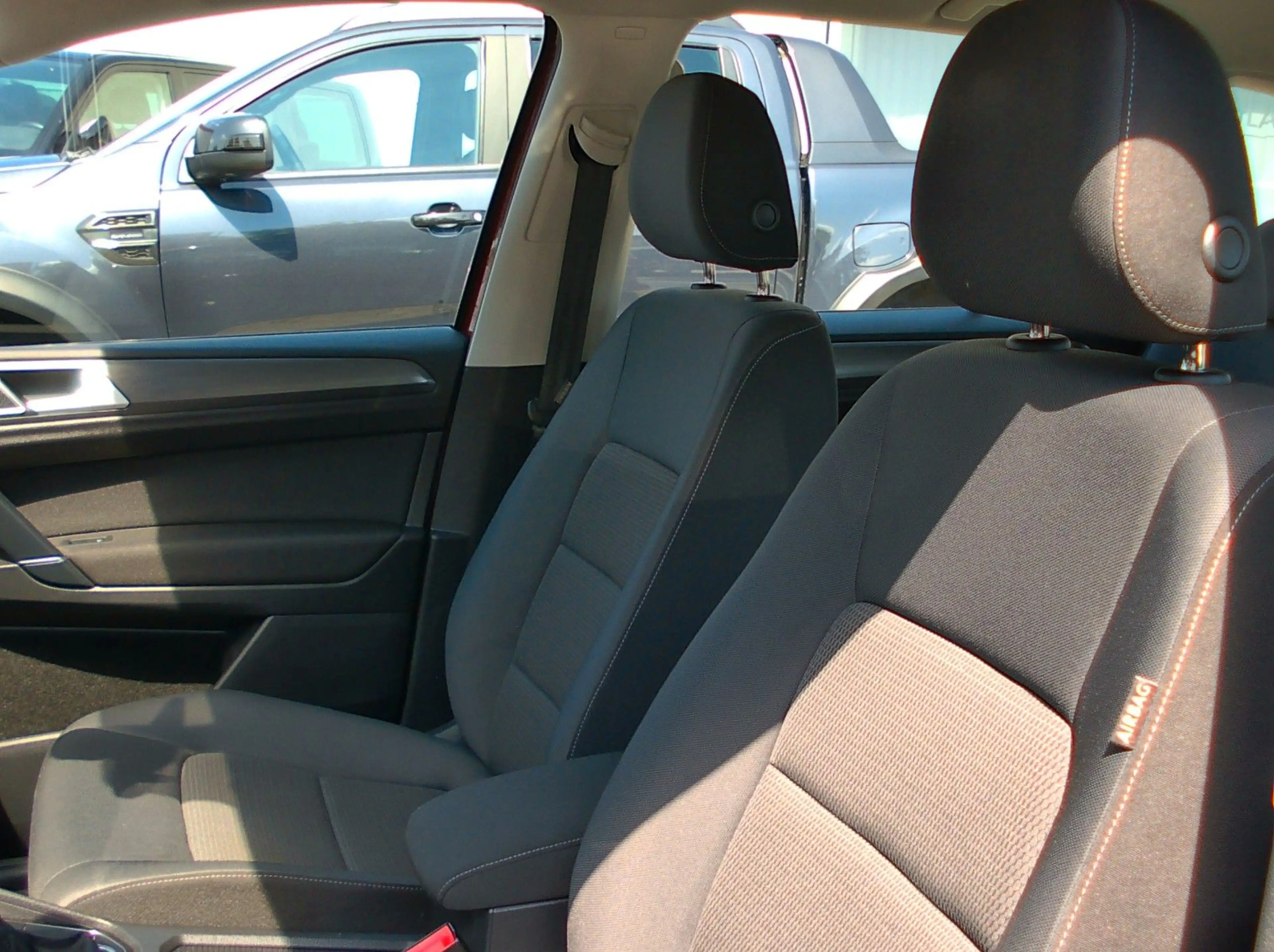 Volkswagen Golf Sportsvan 1.0 TSI DSG — photo 12