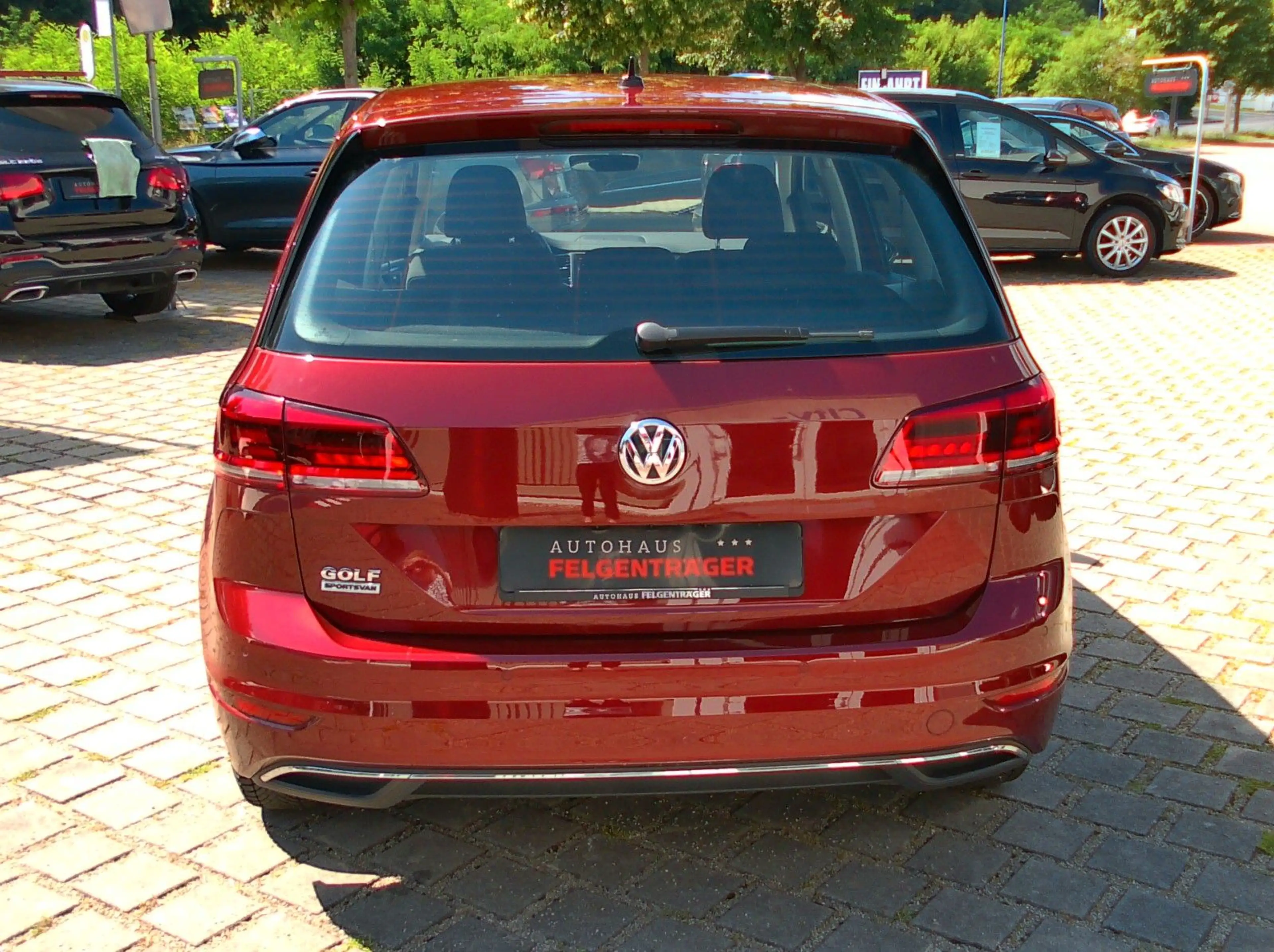 Volkswagen Golf Sportsvan 1.0 TSI DSG — photo 5