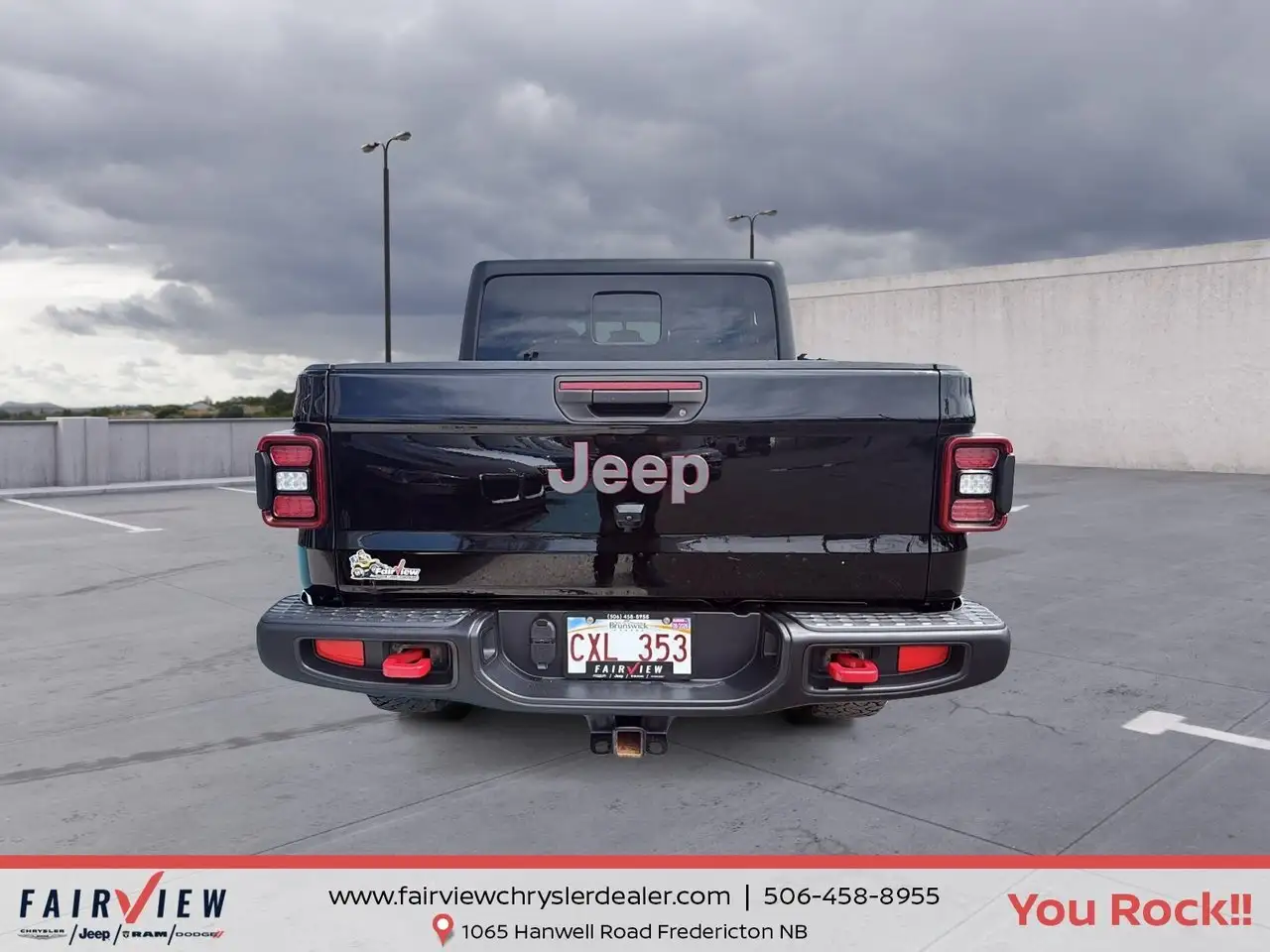 Jeep Gladiator снимка Jeep Gladiator