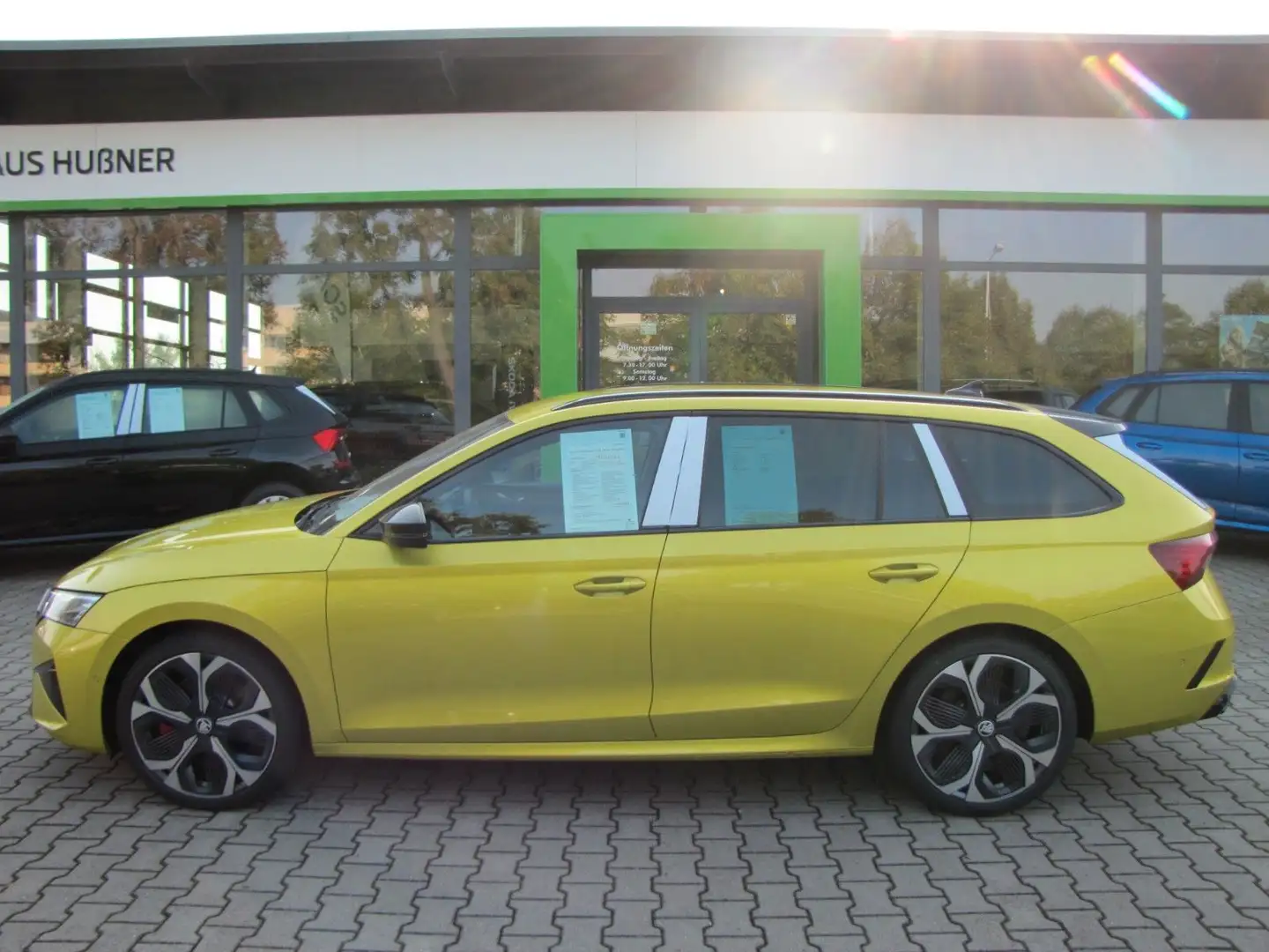 Skoda Octavia 2.0 TSI DSG RS Combi Gold - 2