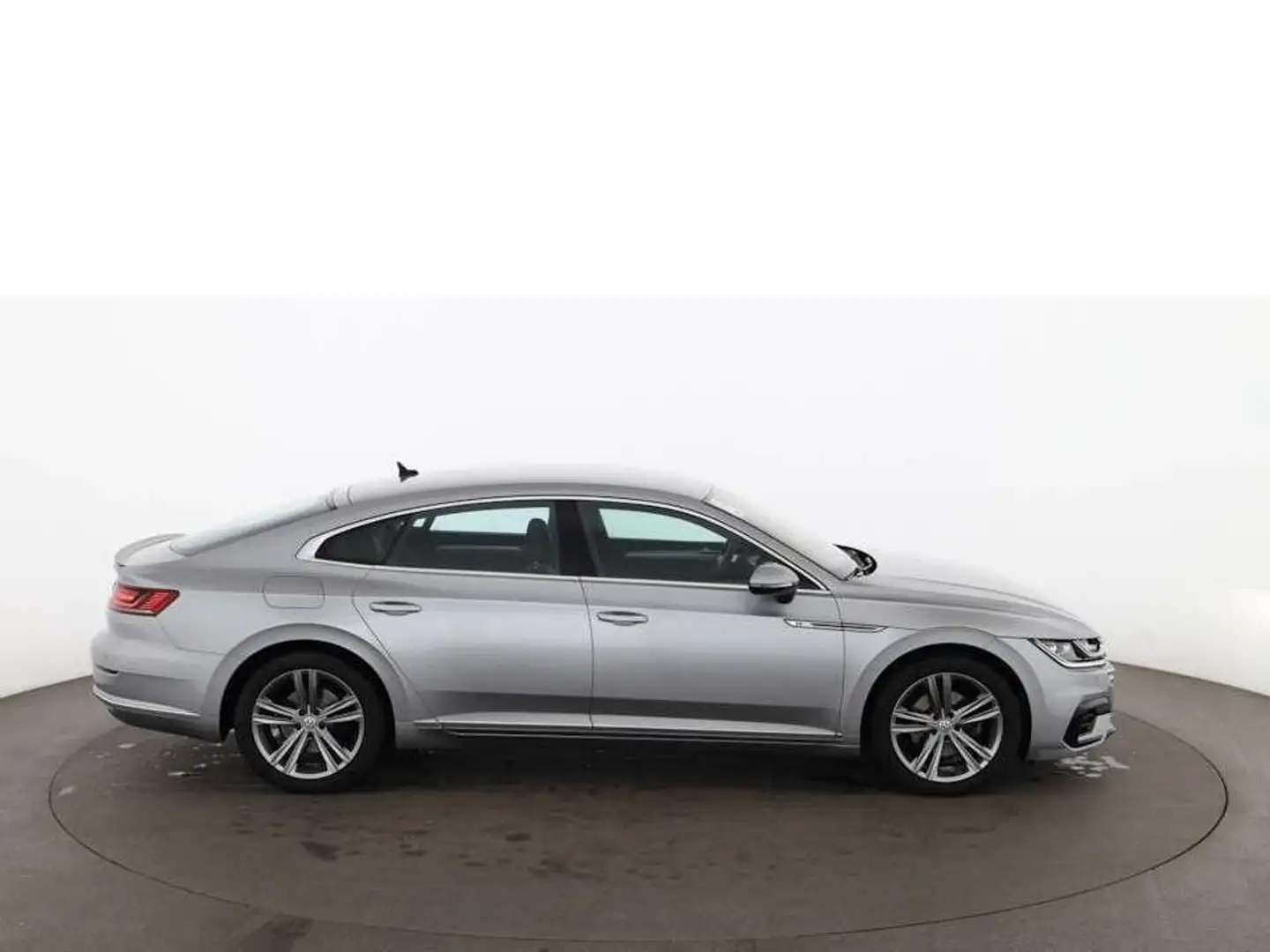 Volkswagen Arteon 2.0 TDI R-Line LED AHK RADAR LEDER NAVI Argent - 2