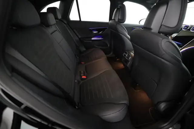Mercedes-Benz GLC 200 d 4MATIC Österreich-Edition PTS Cam LED Ansicht 17