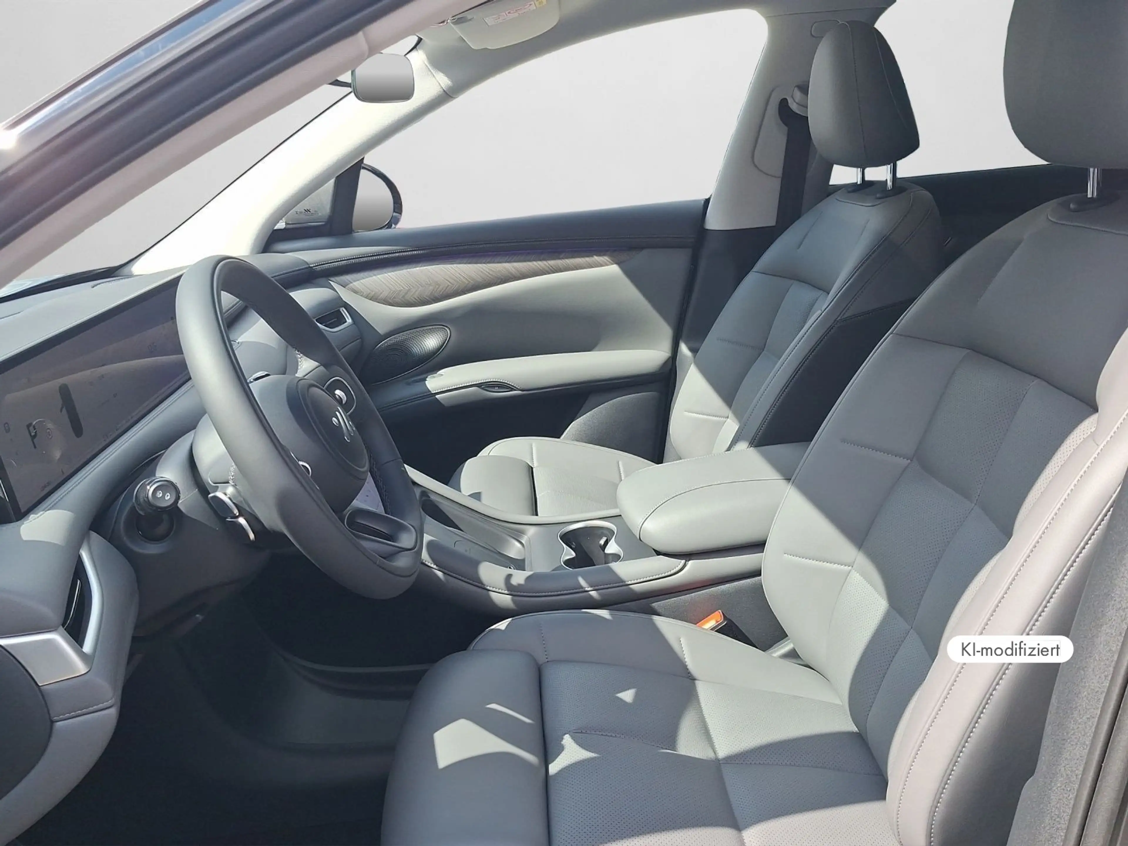 MG IM6 100kWh Premium AWD Drive_Paket Pano Navi — photo 12
