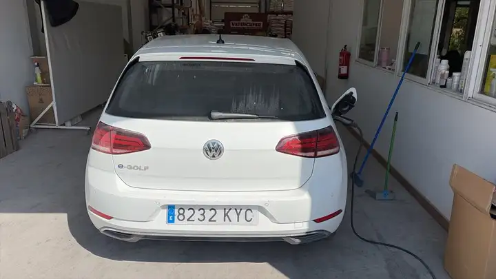Volkswagen Golf VII e-Golf ePower (2017) 2019, foto 15