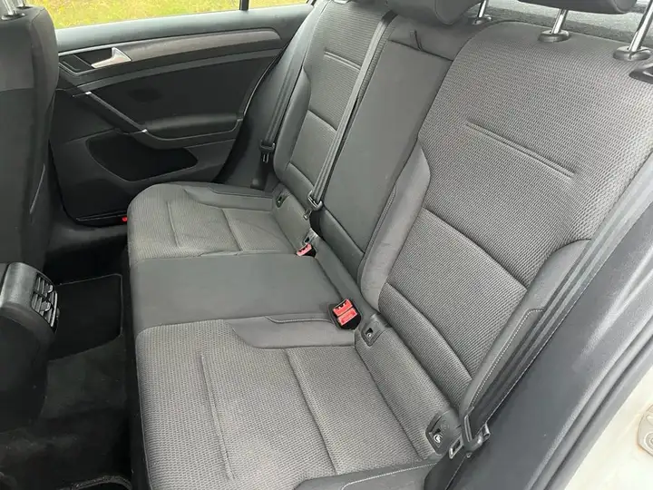 Volkswagen Golf VII e-Golf ePower (2017) 2019, foto 6