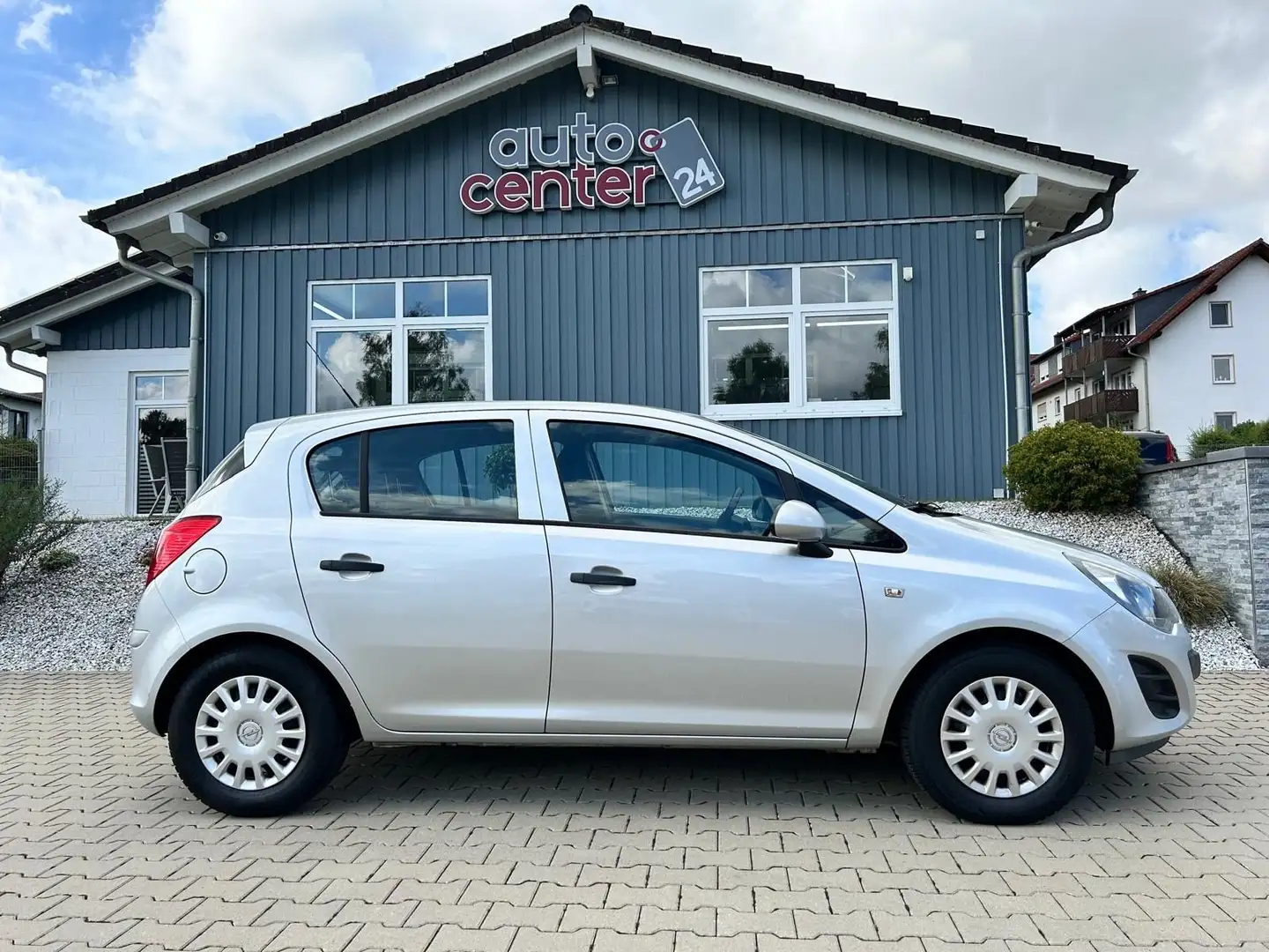 Opel Corsa 1.2i Selection°1.Hand°Klima°8-fach° Silber - 2