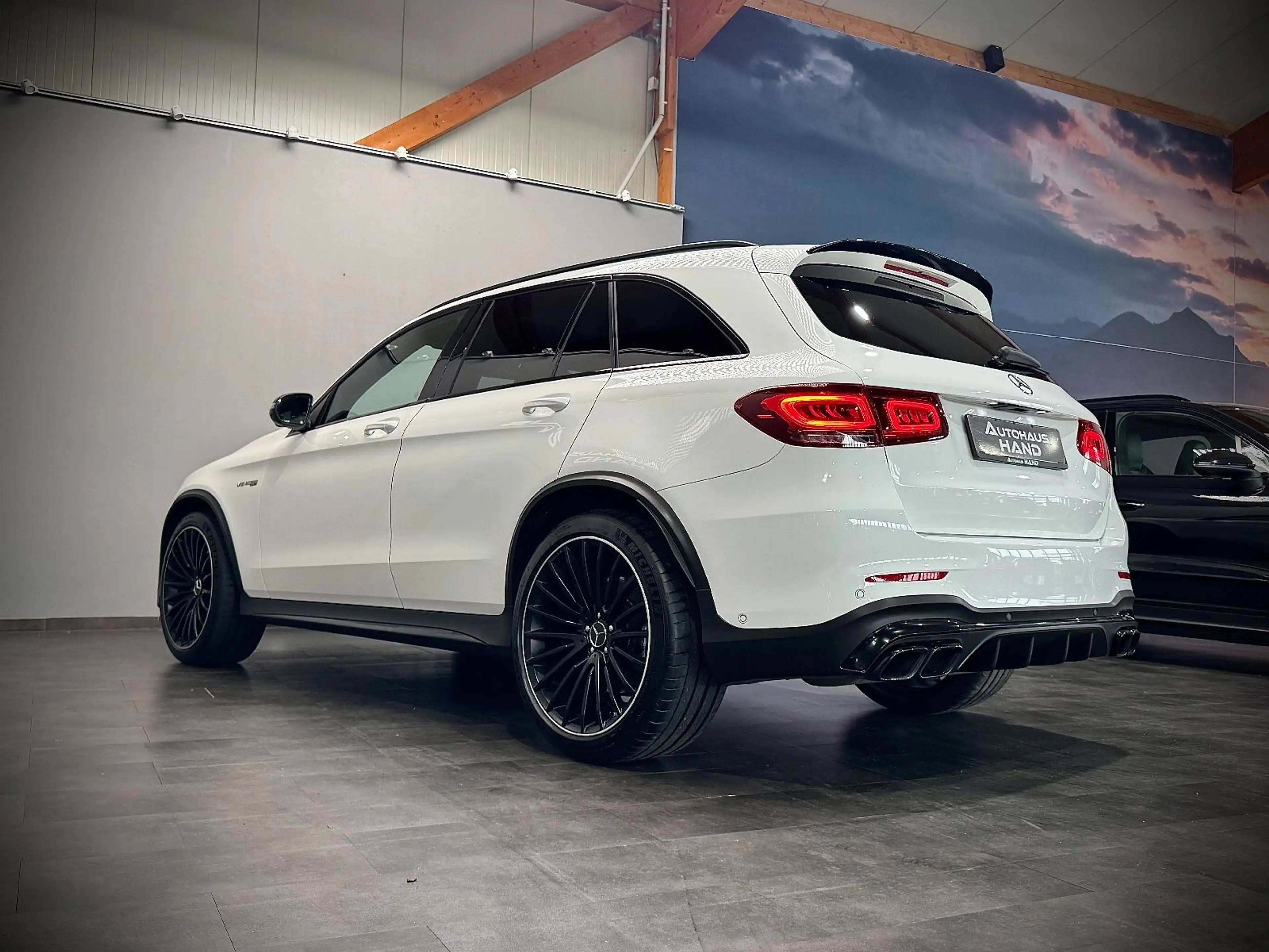 Mercedes-Benz GLC 63 AMG *4-MATIC*PANO*DRIVERS*PERFORMANCE*2.Hd — photo 7