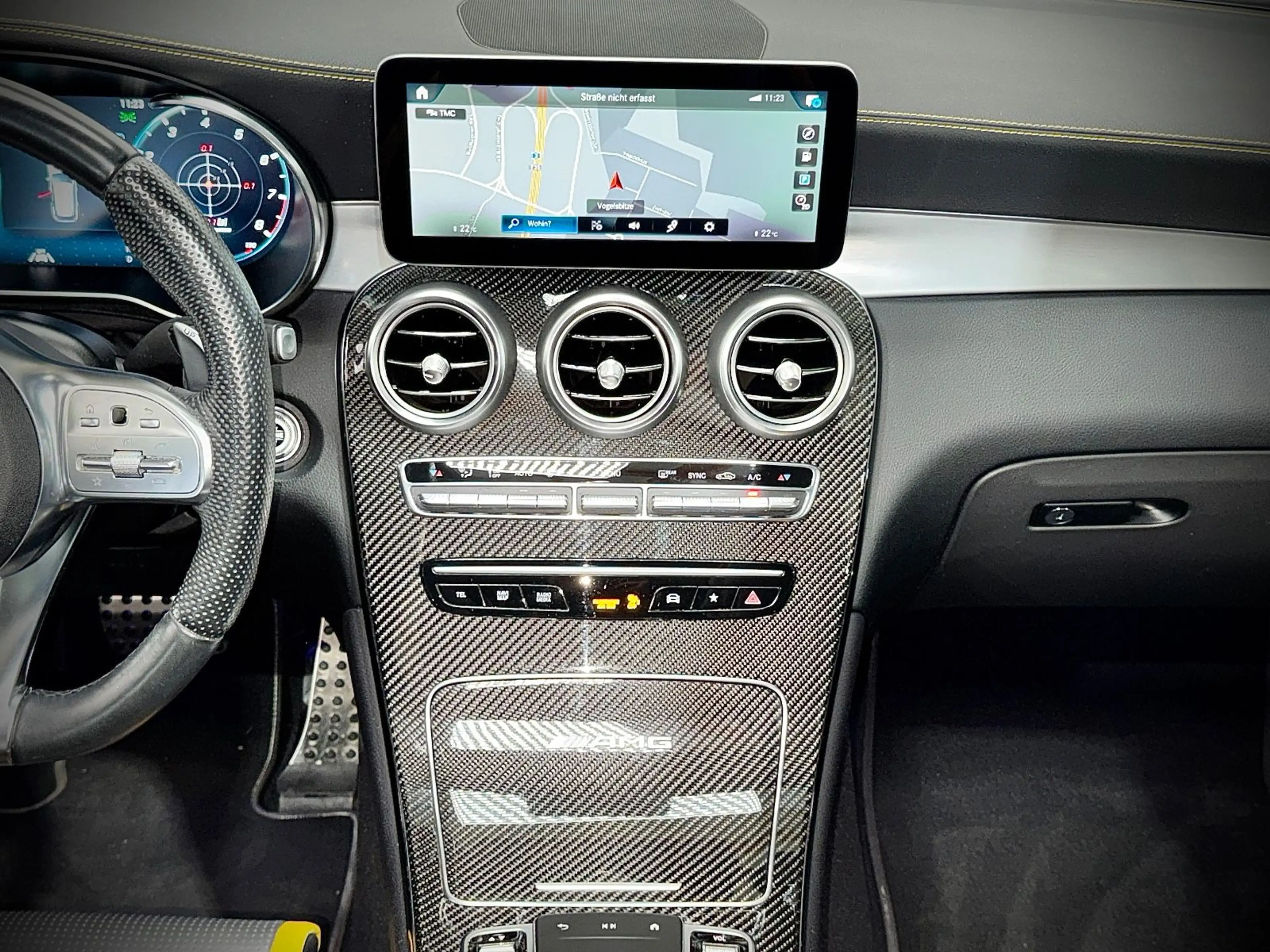 Mercedes-Benz GLC 63 AMG *4-MATIC*PANO*DRIVERS*PERFORMANCE*2.Hd — photo 14