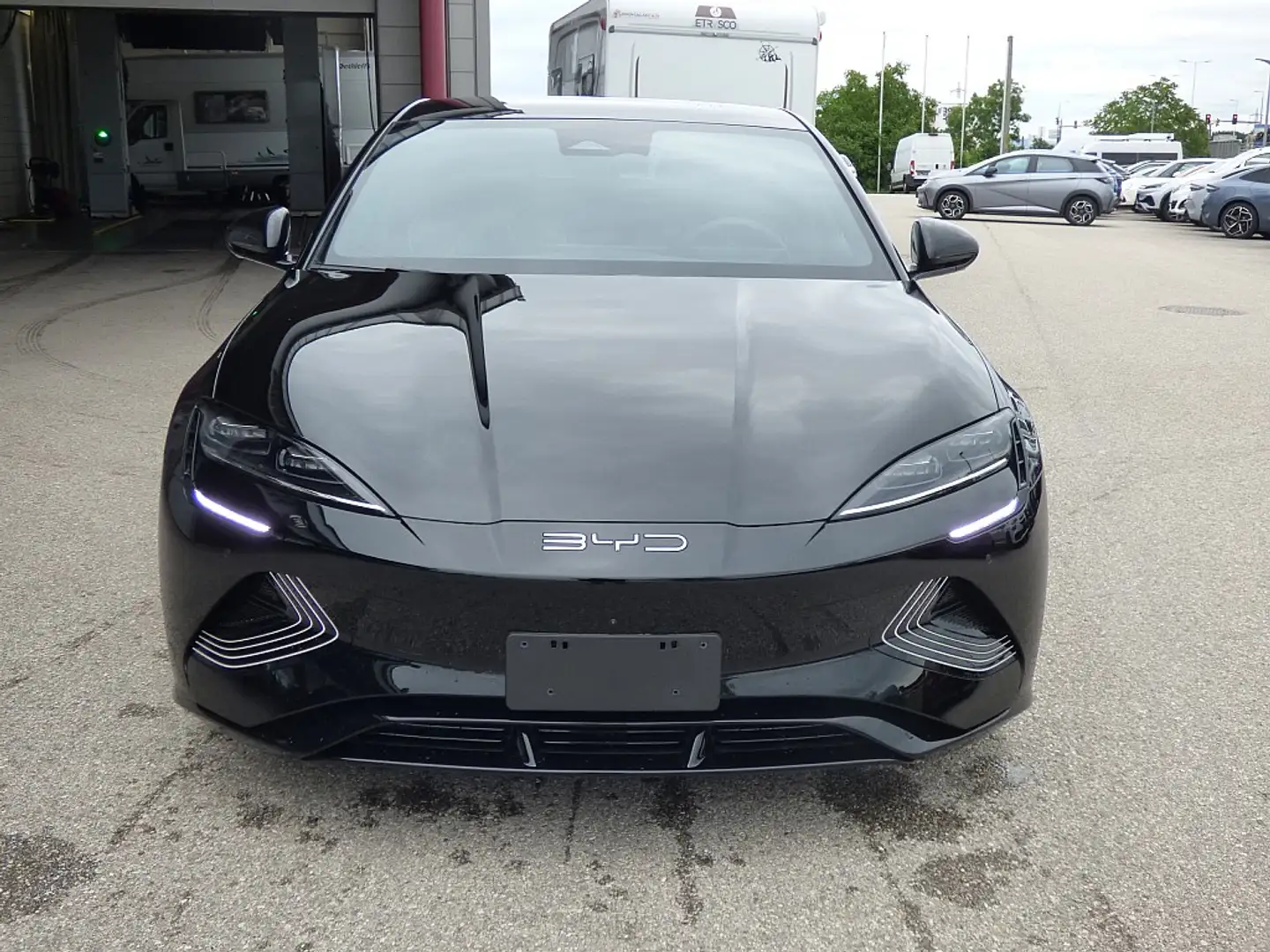 BYD Seal Excellence Österreich Paket 82,5kWh AWD LAGER Schwarz - 2