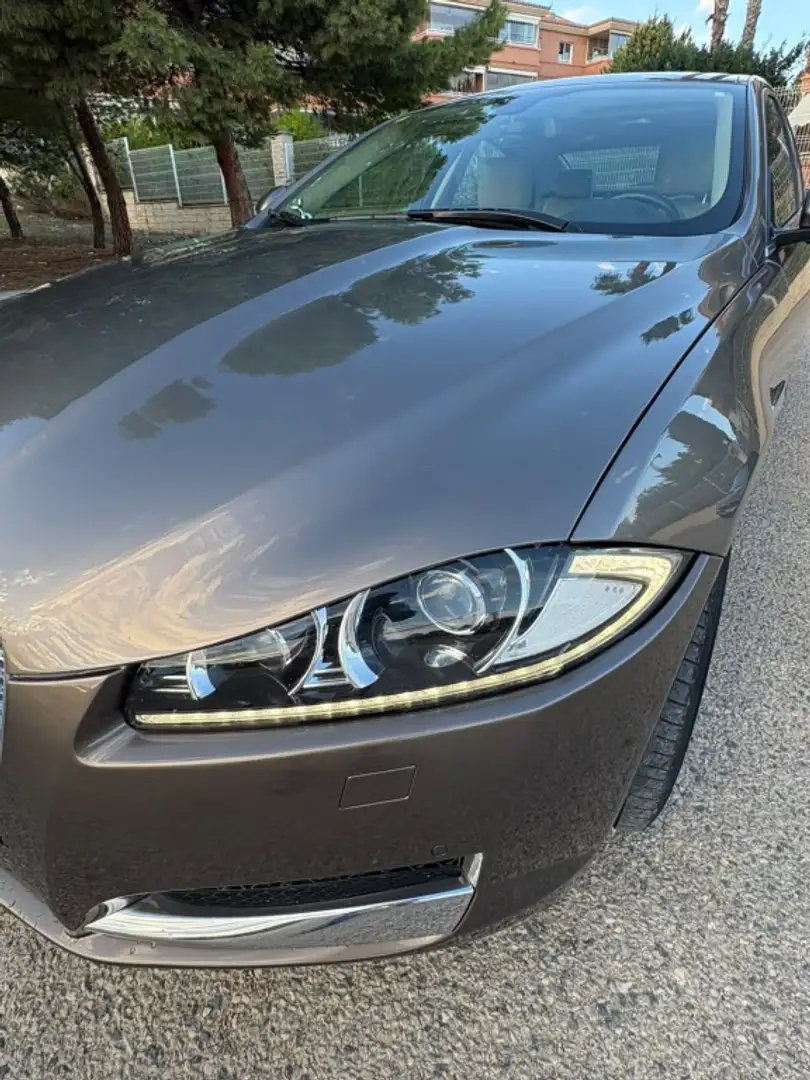 Jaguar XF 2.2 Diesel R-Sport Aut. - 2
