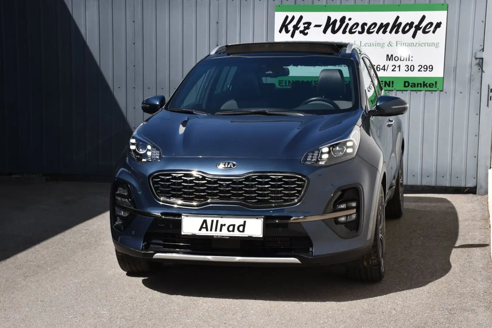 Kia Sportage 1.6 CRDi GT Line 4WD - Anhängerkupplung / Service Blau - 2