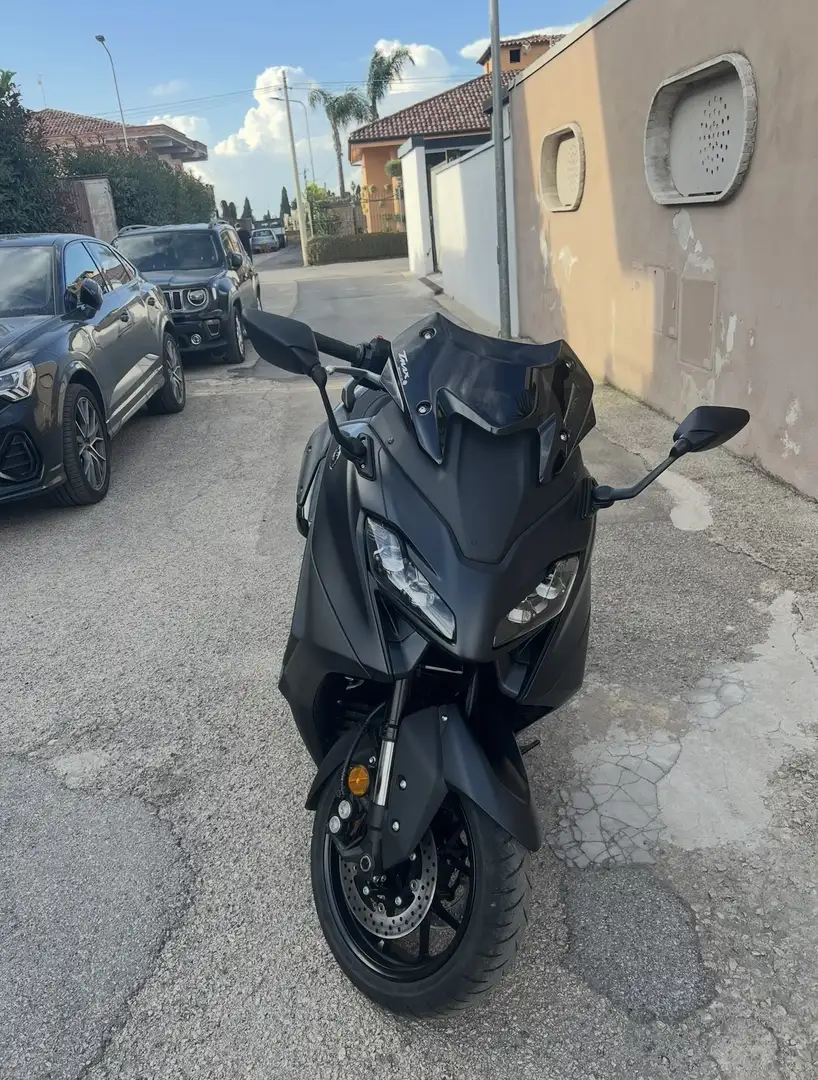 Yamaha TMAX 560 - 1