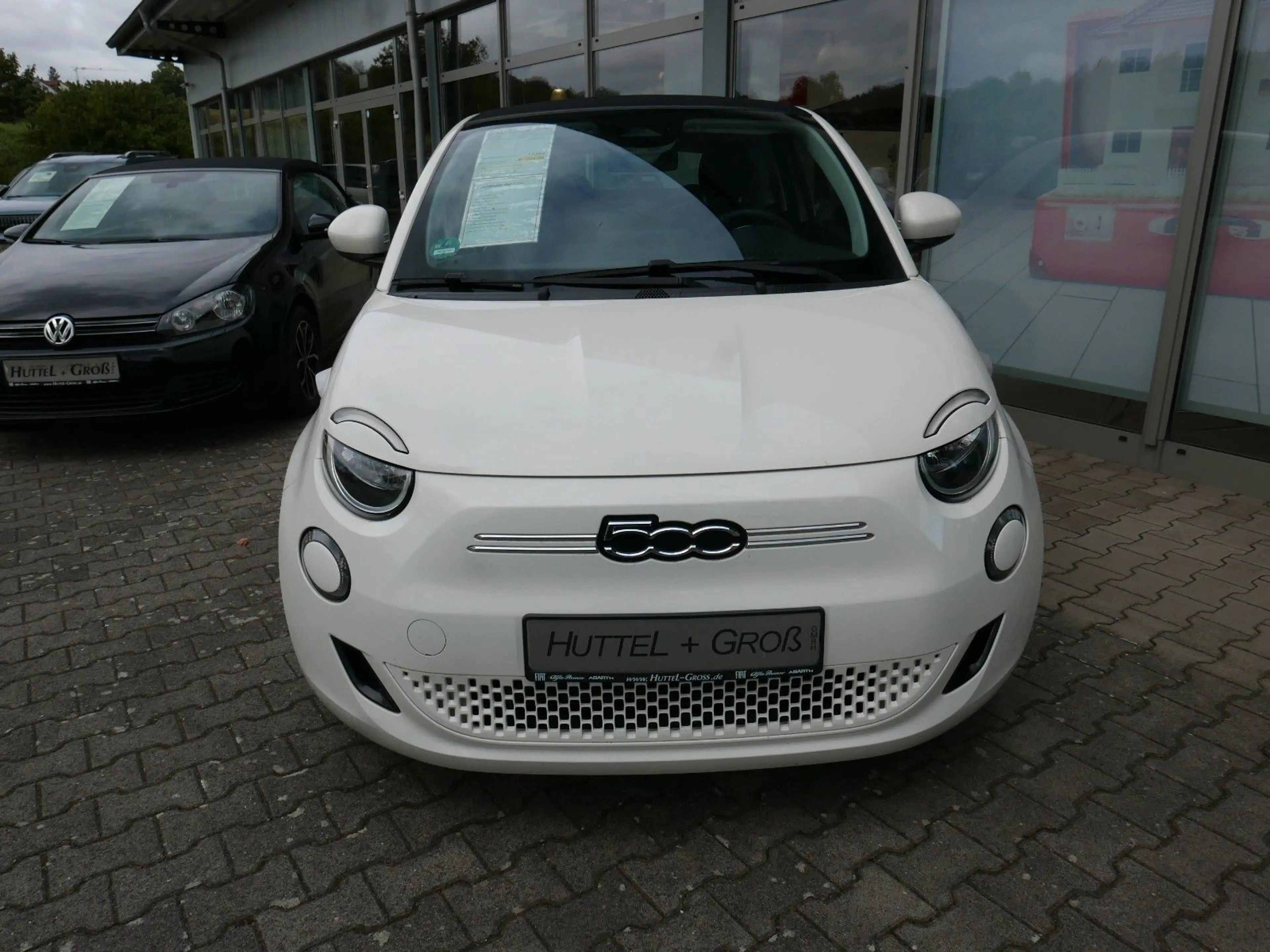 Fiat 500e Cabrio 42 kWh — photo 3