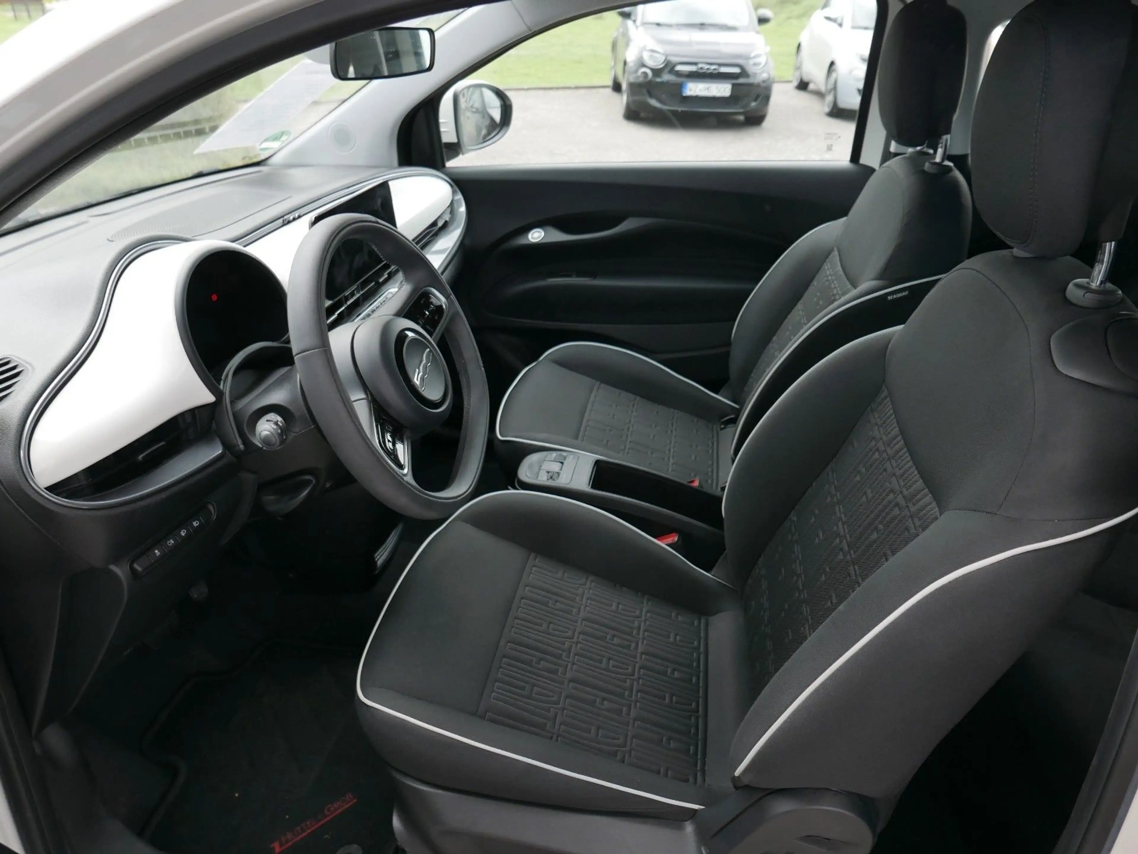 Fiat 500e Cabrio 42 kWh — photo 4