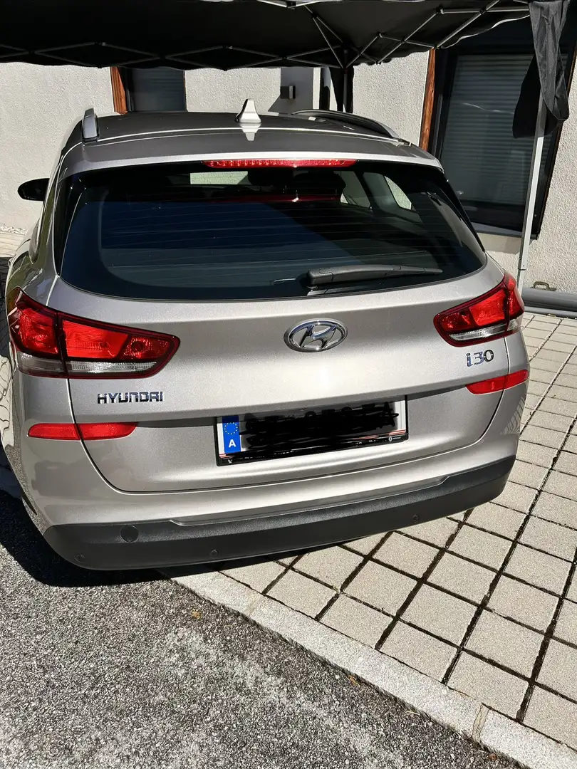 Hyundai i30 CW 1,0 T-GDI Start/Stopp Premium - 2