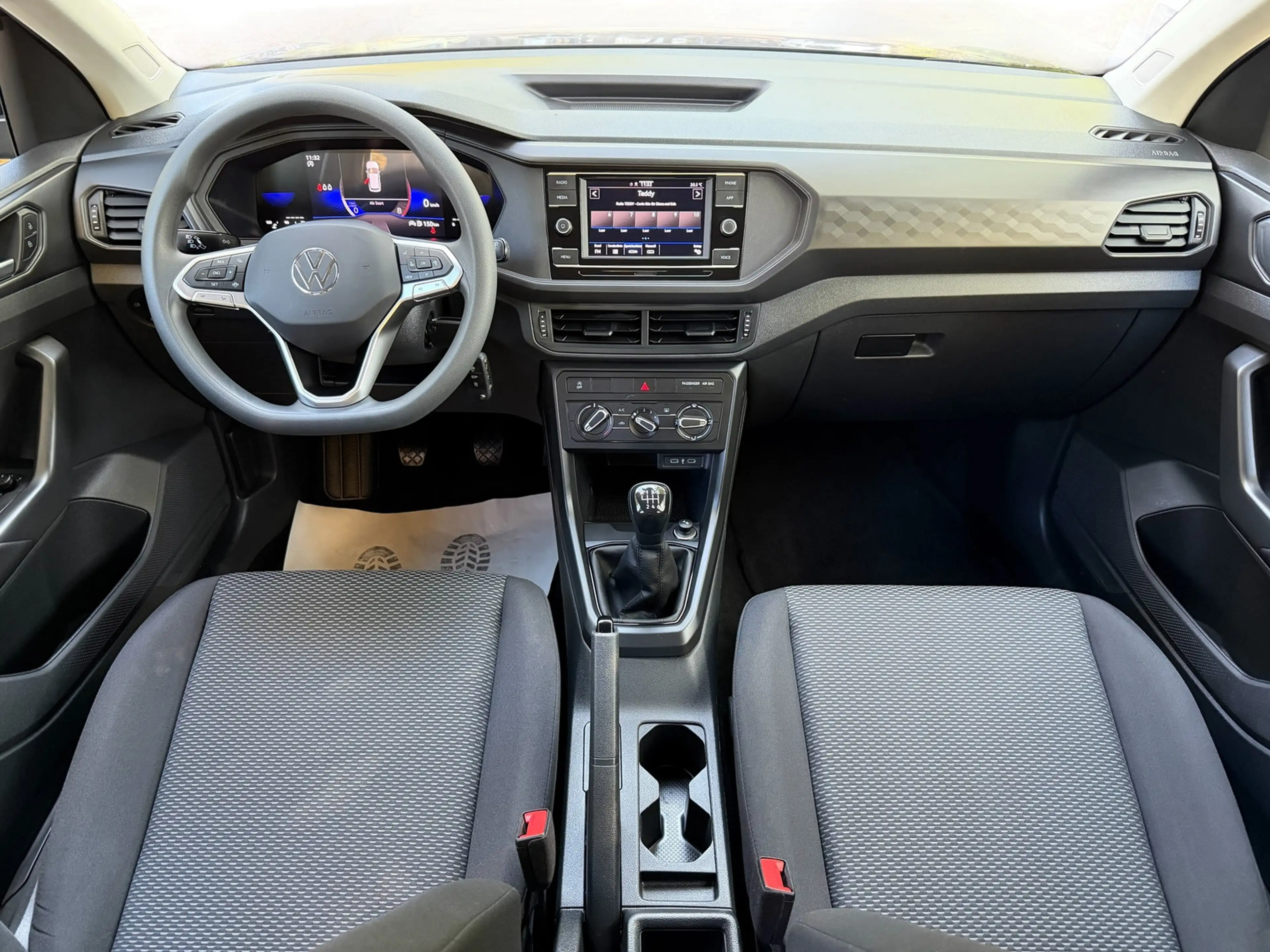 Volkswagen T-Cross Basis *Apple CarPlay*Virtual Cockpit* — photo 11