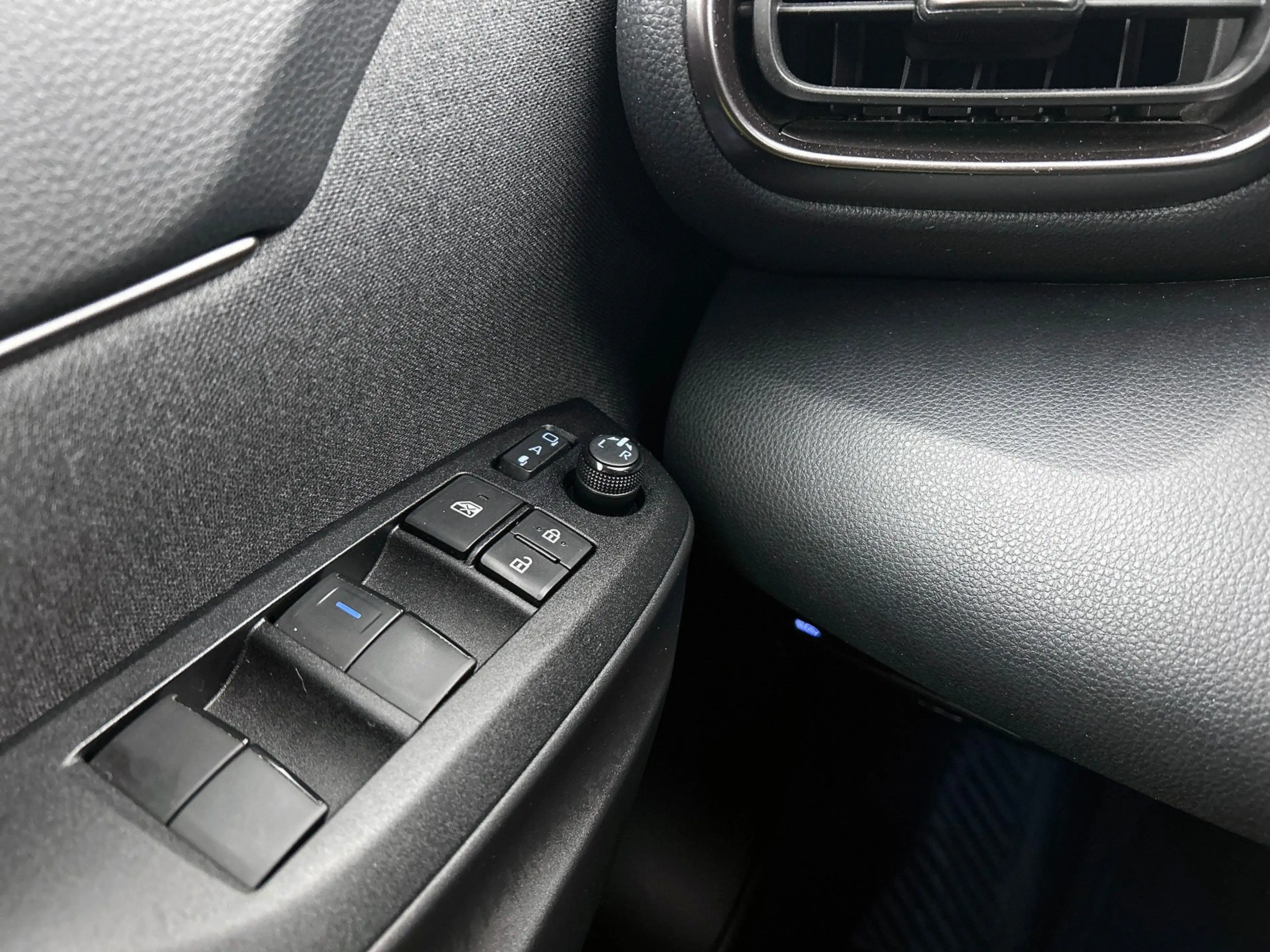 Toyota Yaris Cross 1.5 Hybrid GR Sport | Trekhaak | Camera | Navi | S — photo 34