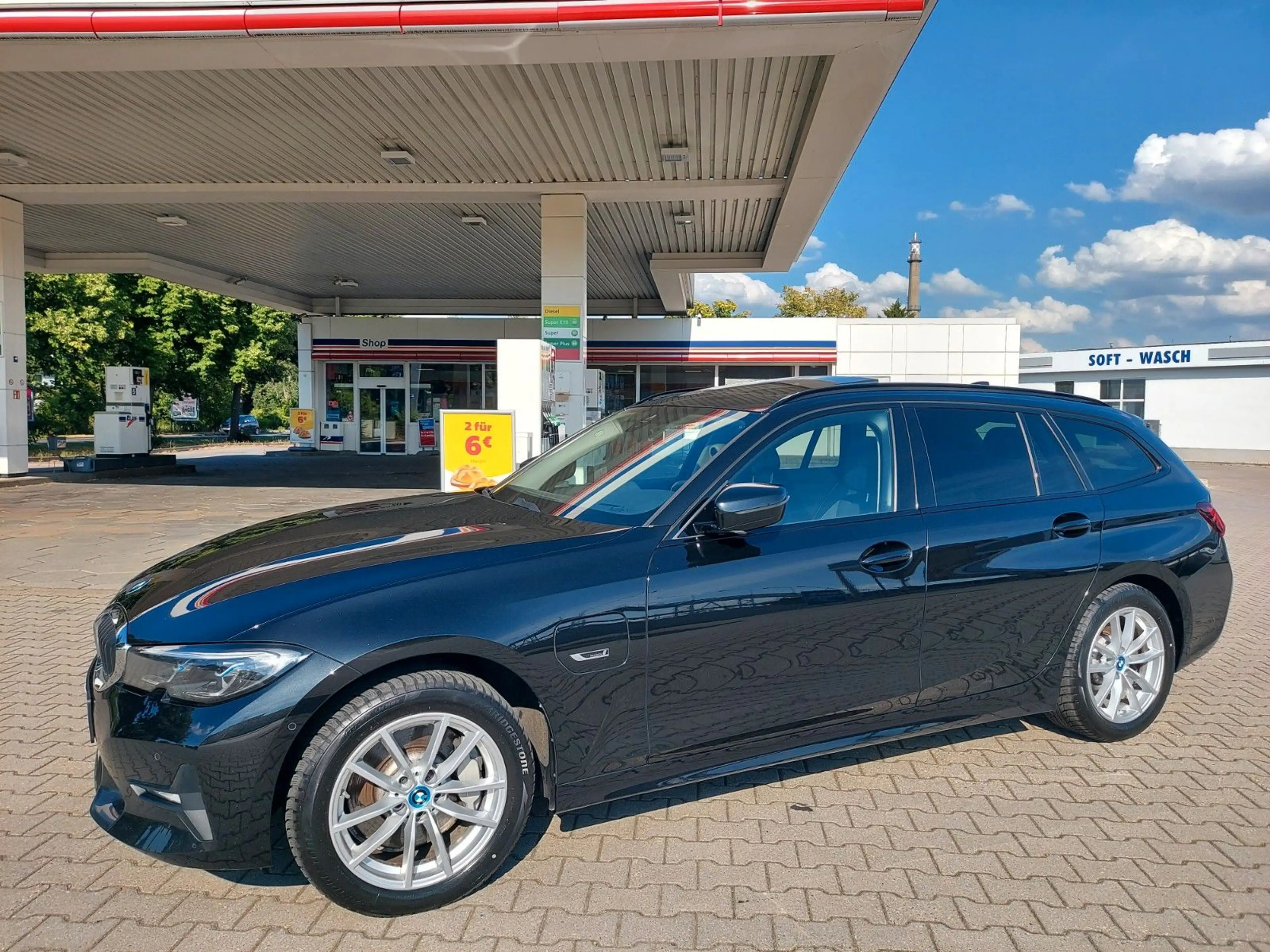 BMW 330 3 Touring 330 e xDrive Hybrid M Sport Pano Leder — photo 14