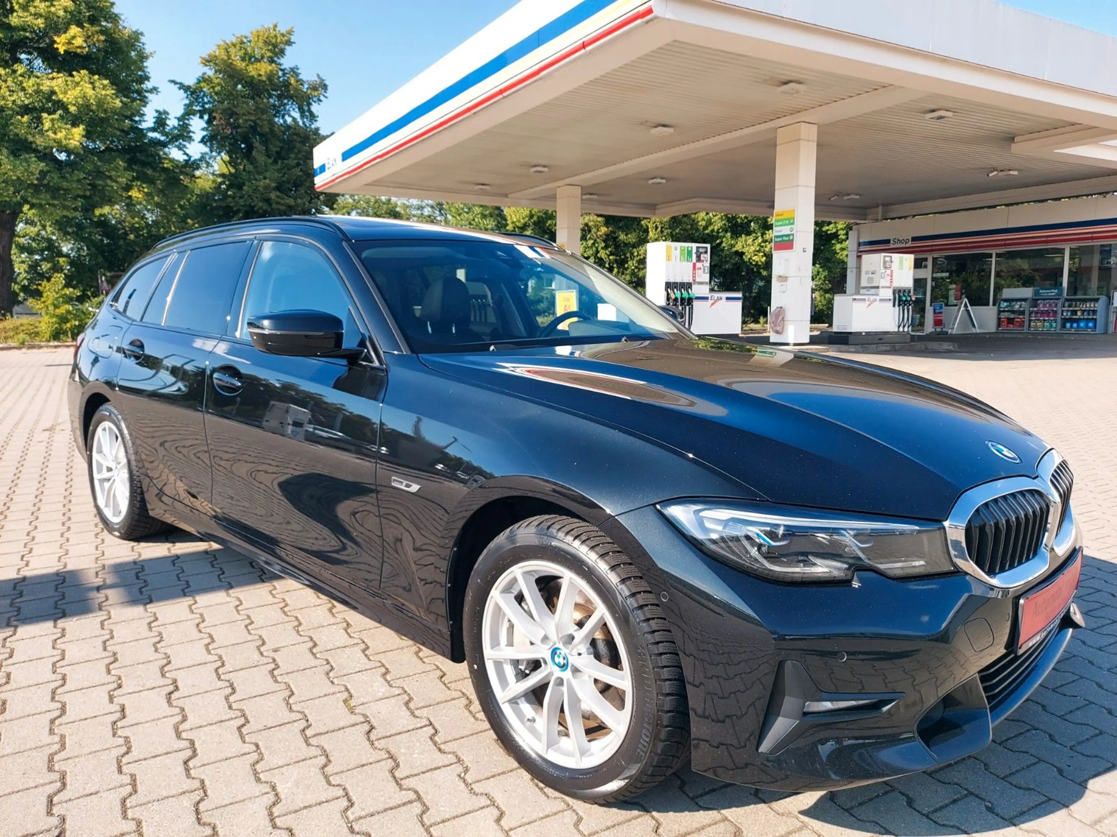 BMW 330 3 Touring 330 e xDrive Hybrid M Sport Pano Leder — photo 6