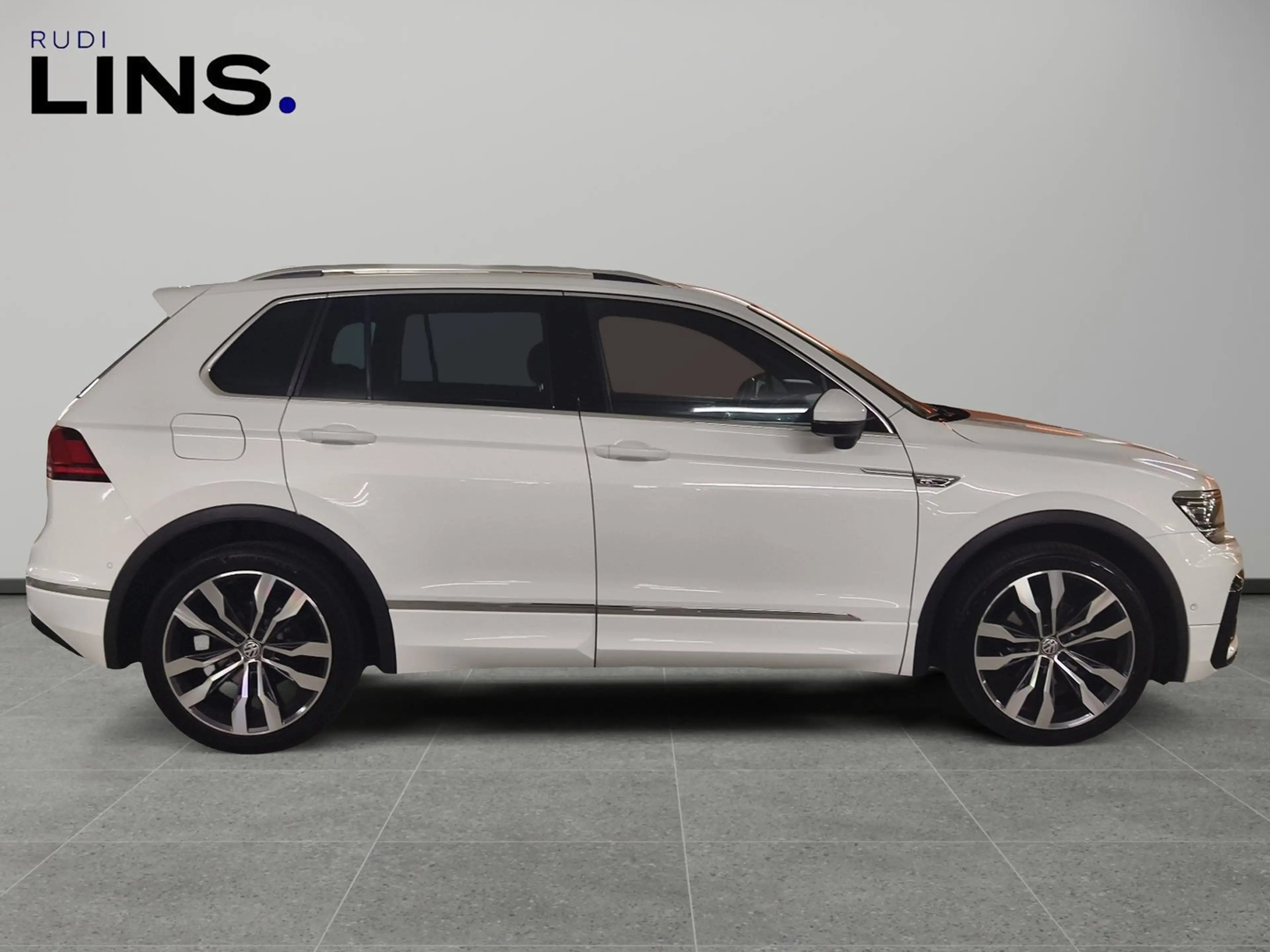 Volkswagen Tiguan Highline TDI SCR 4MOTION DSG — photo 6