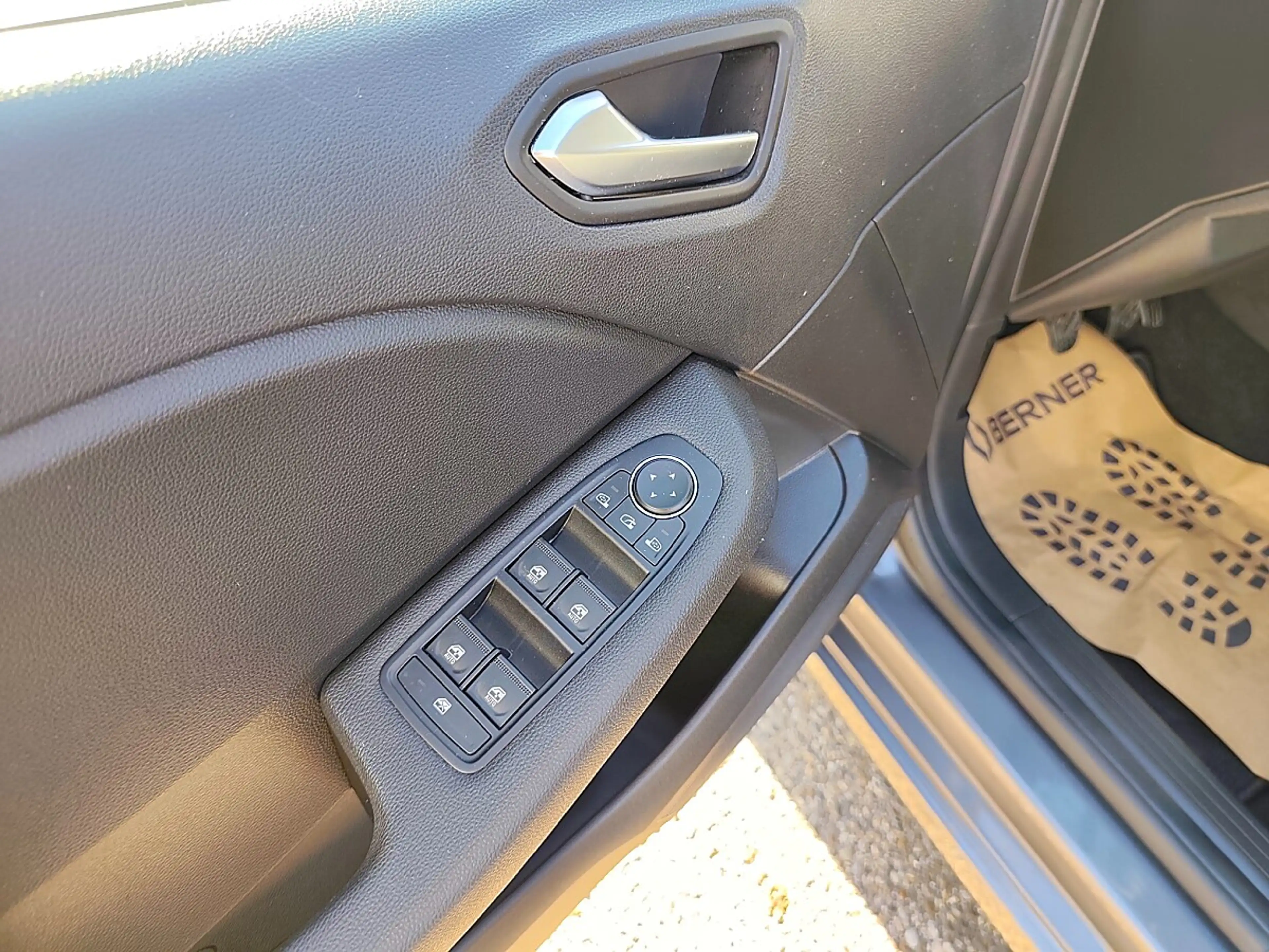Mitsubishi Colt 1,0 MPI-T Invite — photo 14