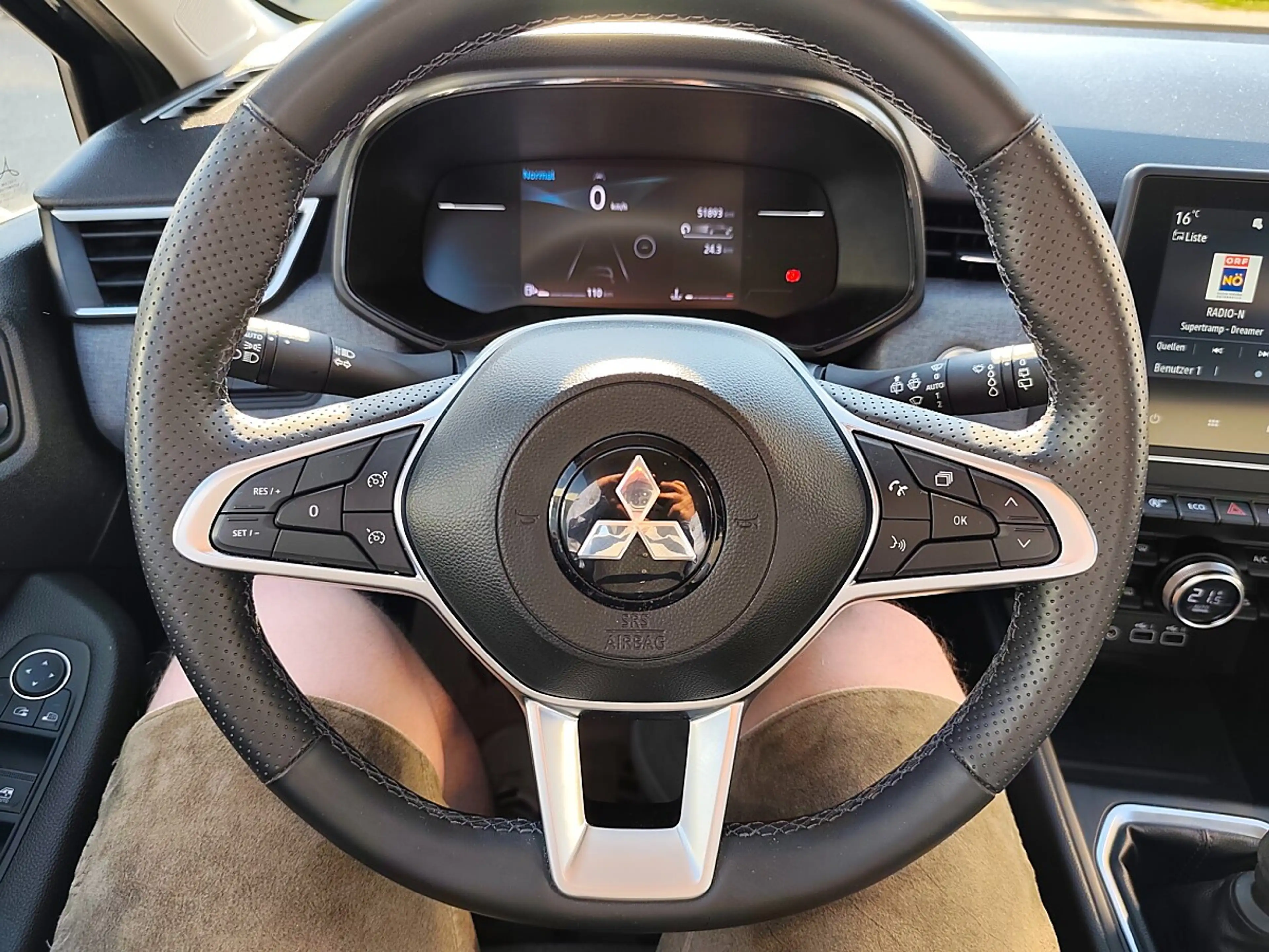 Mitsubishi Colt 1,0 MPI-T Invite — photo 9