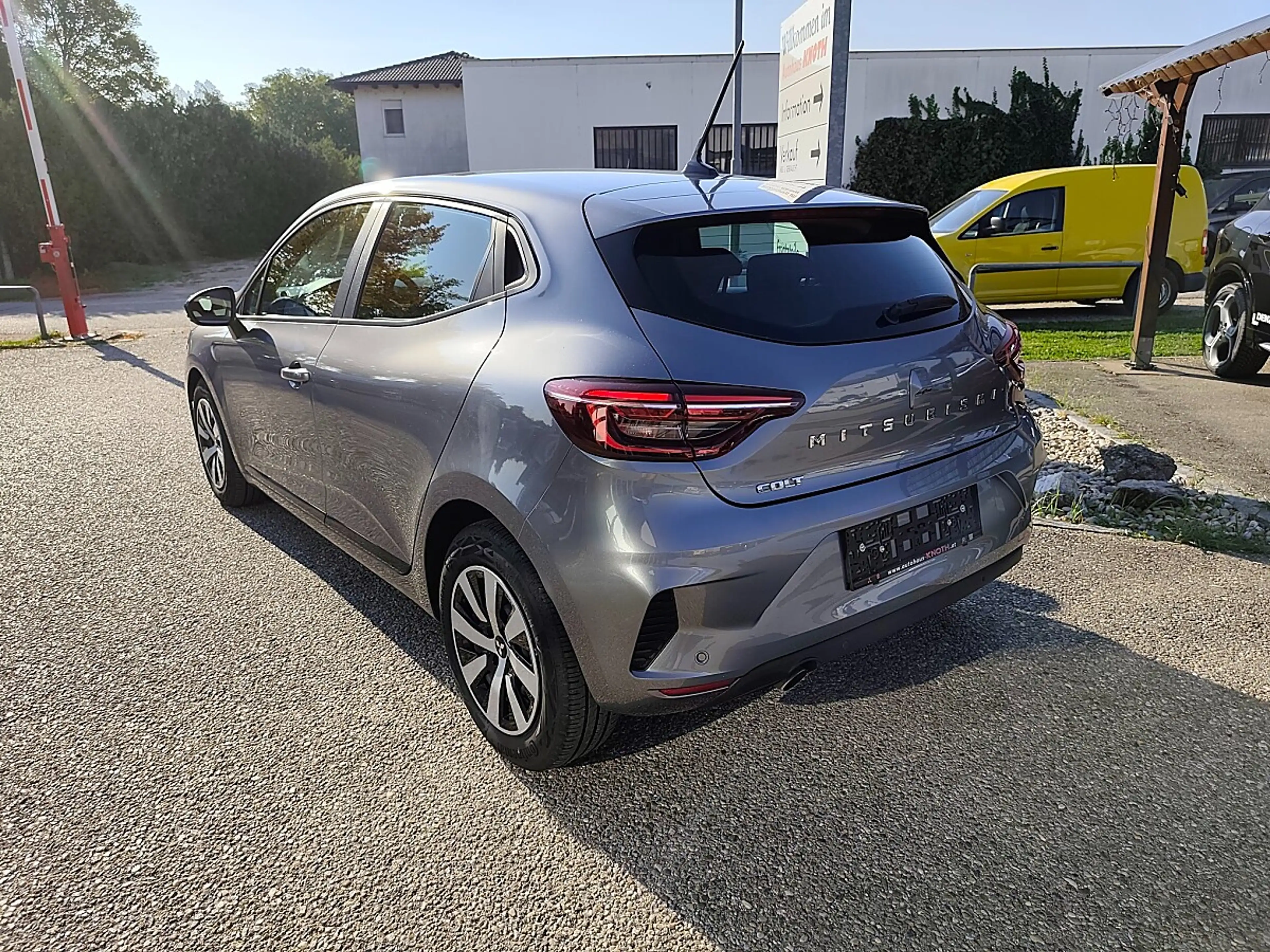 Mitsubishi Colt 1,0 MPI-T Invite — photo 6
