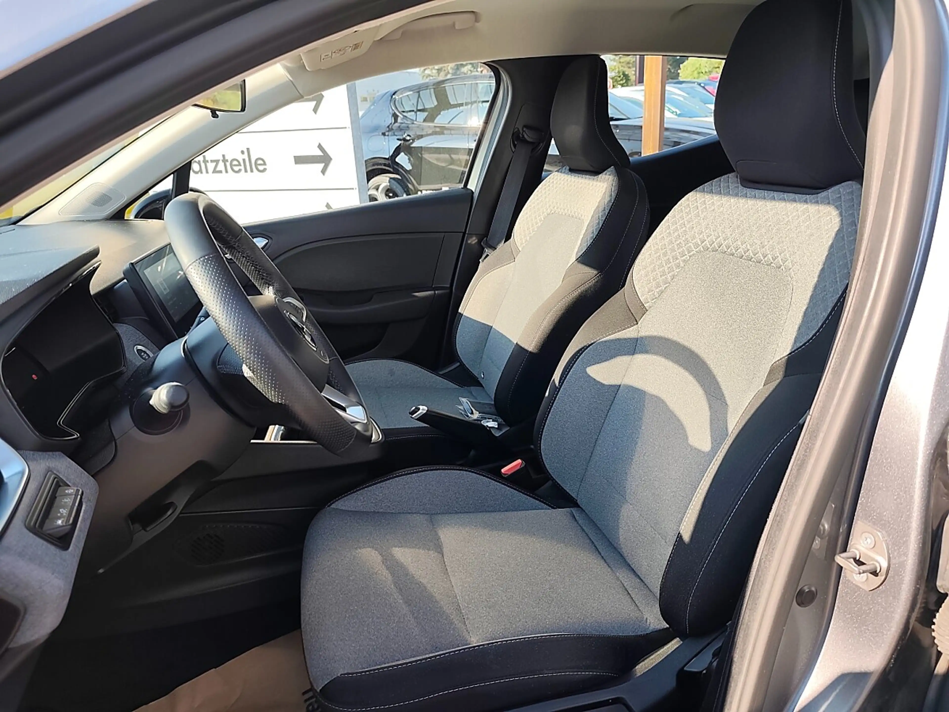 Mitsubishi Colt 1,0 MPI-T Invite — photo 7
