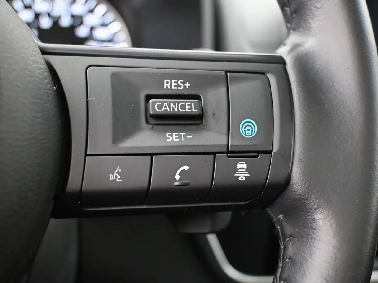 Nissan Rogue photo Nissan Rogue